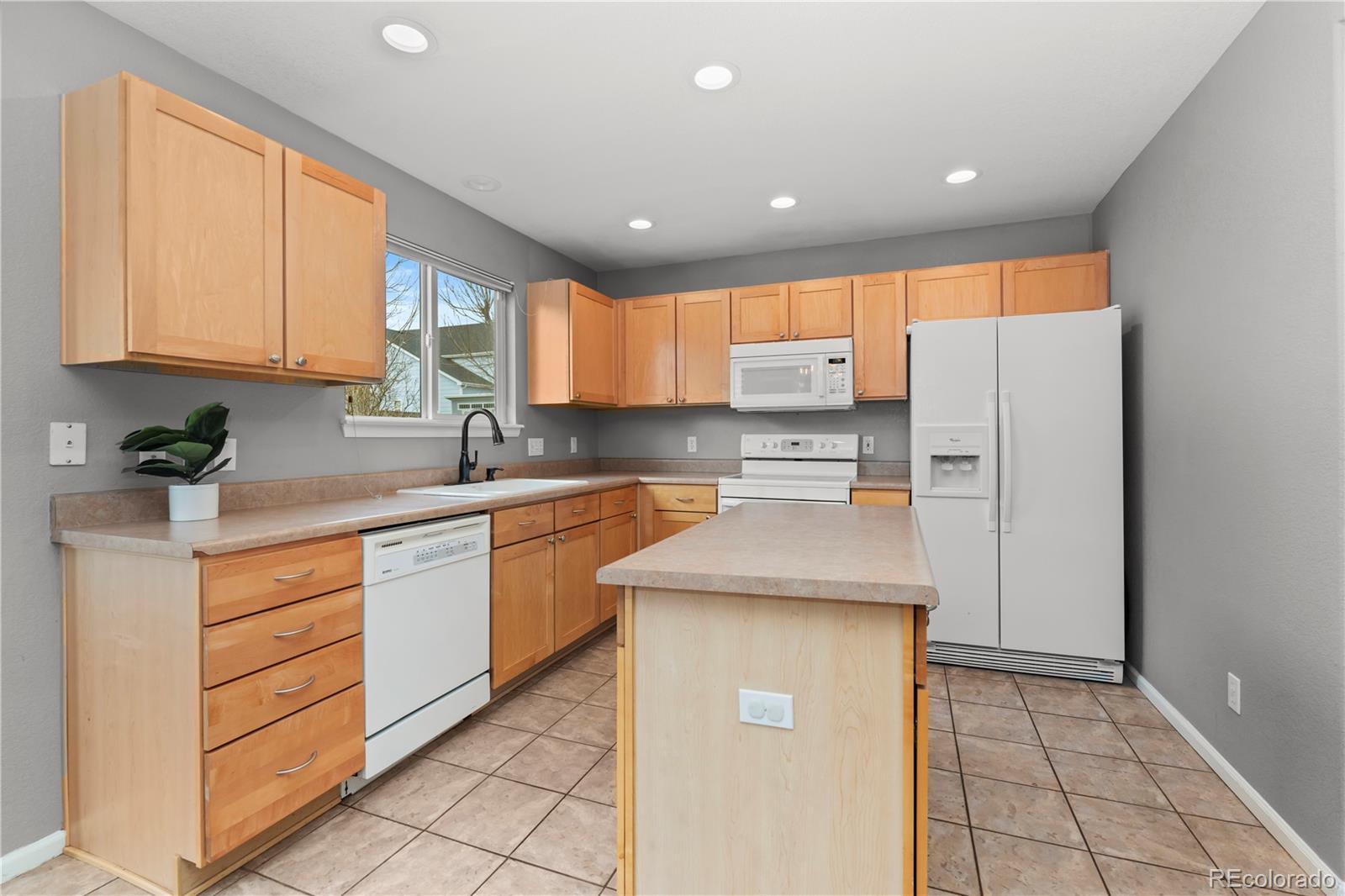 653 Fairhaven Street