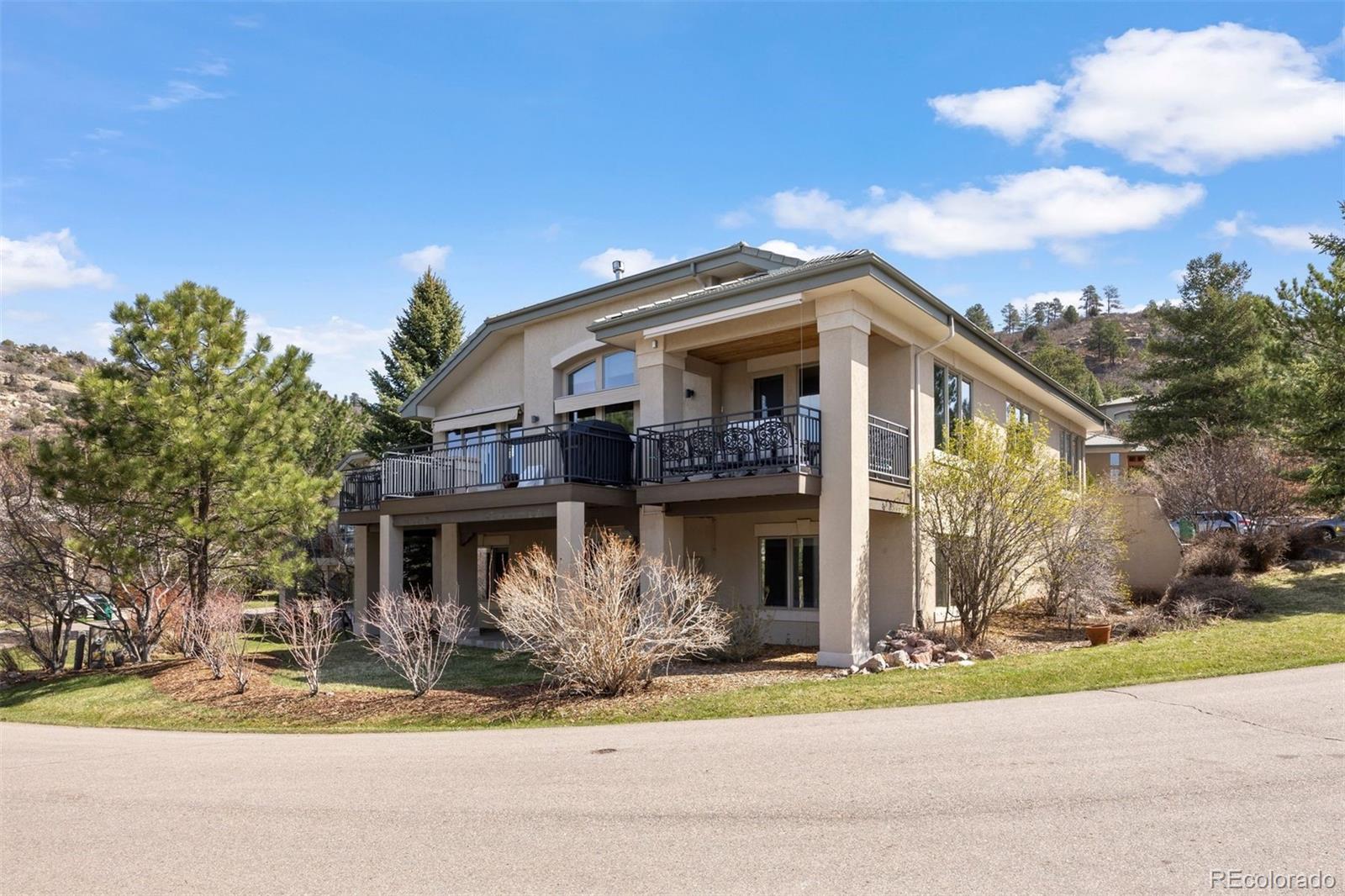 2907 Fairway View Court