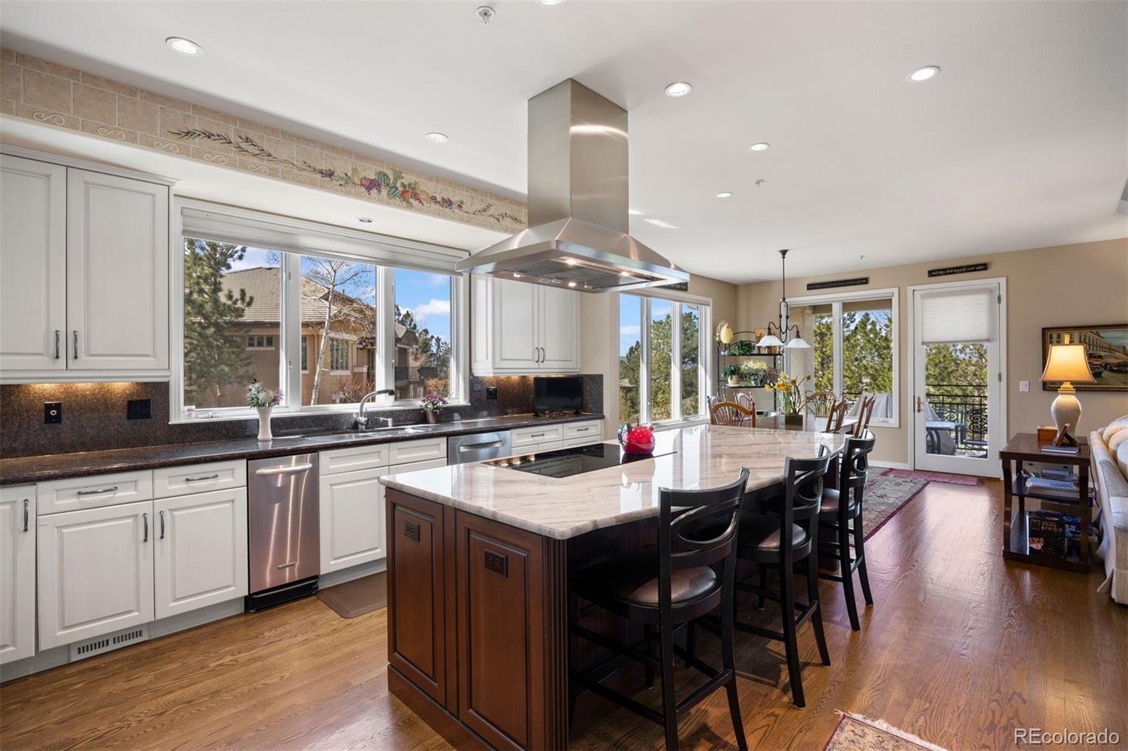 2907 Fairway View Court