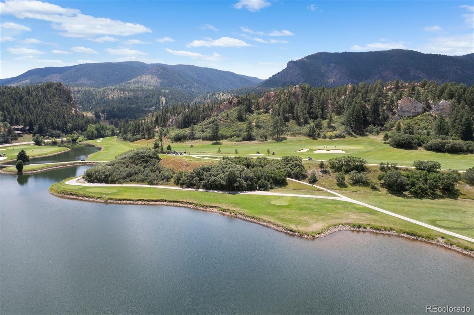 5422 Country Club Drive