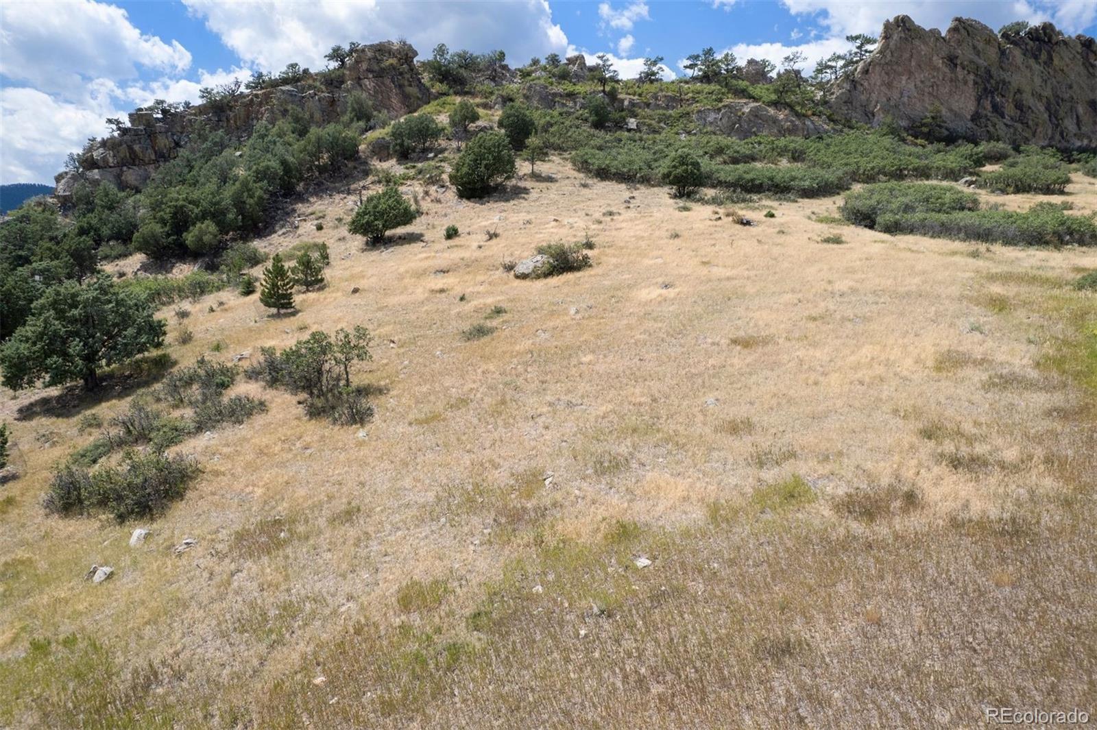 5422 Country Club Drive