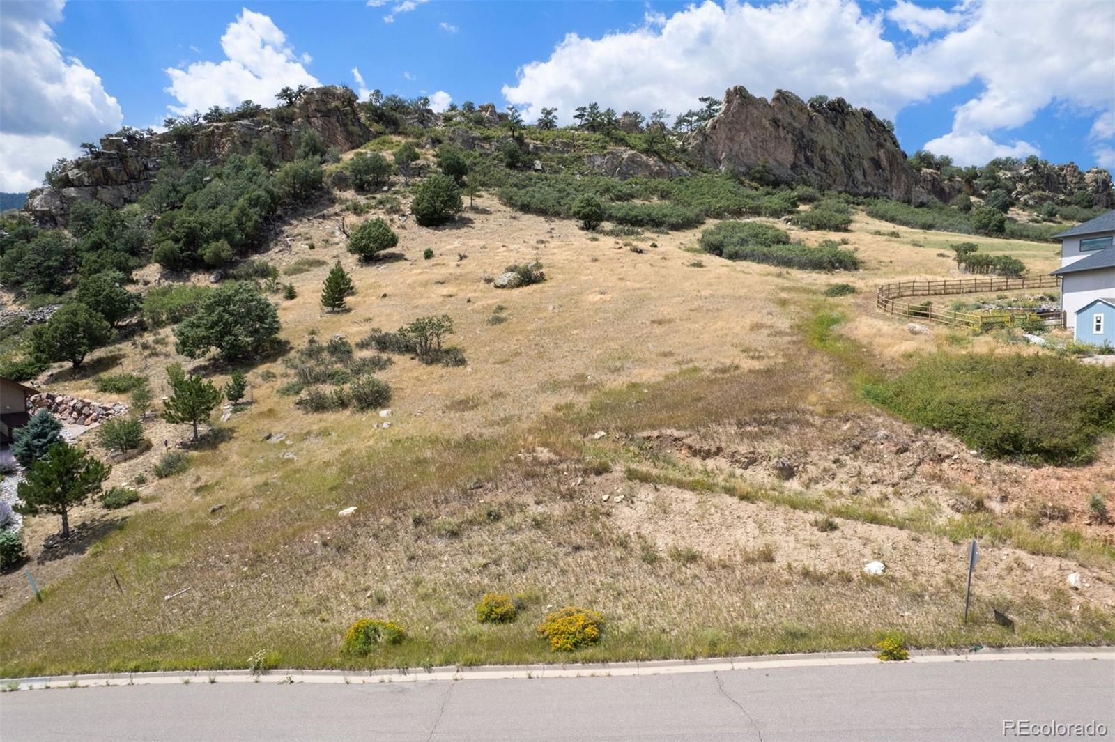 5422 Country Club Drive