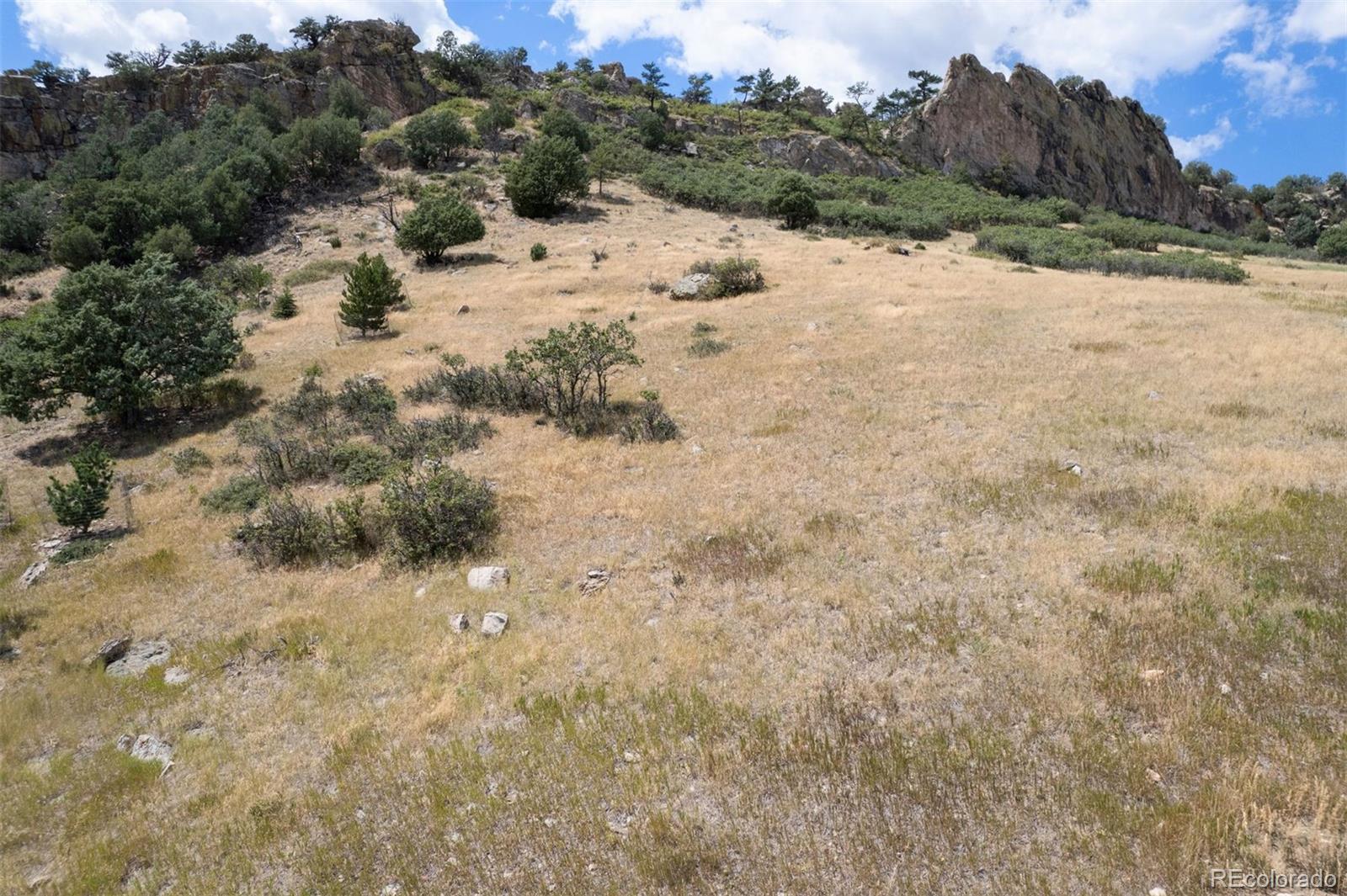 5422 Country Club Drive