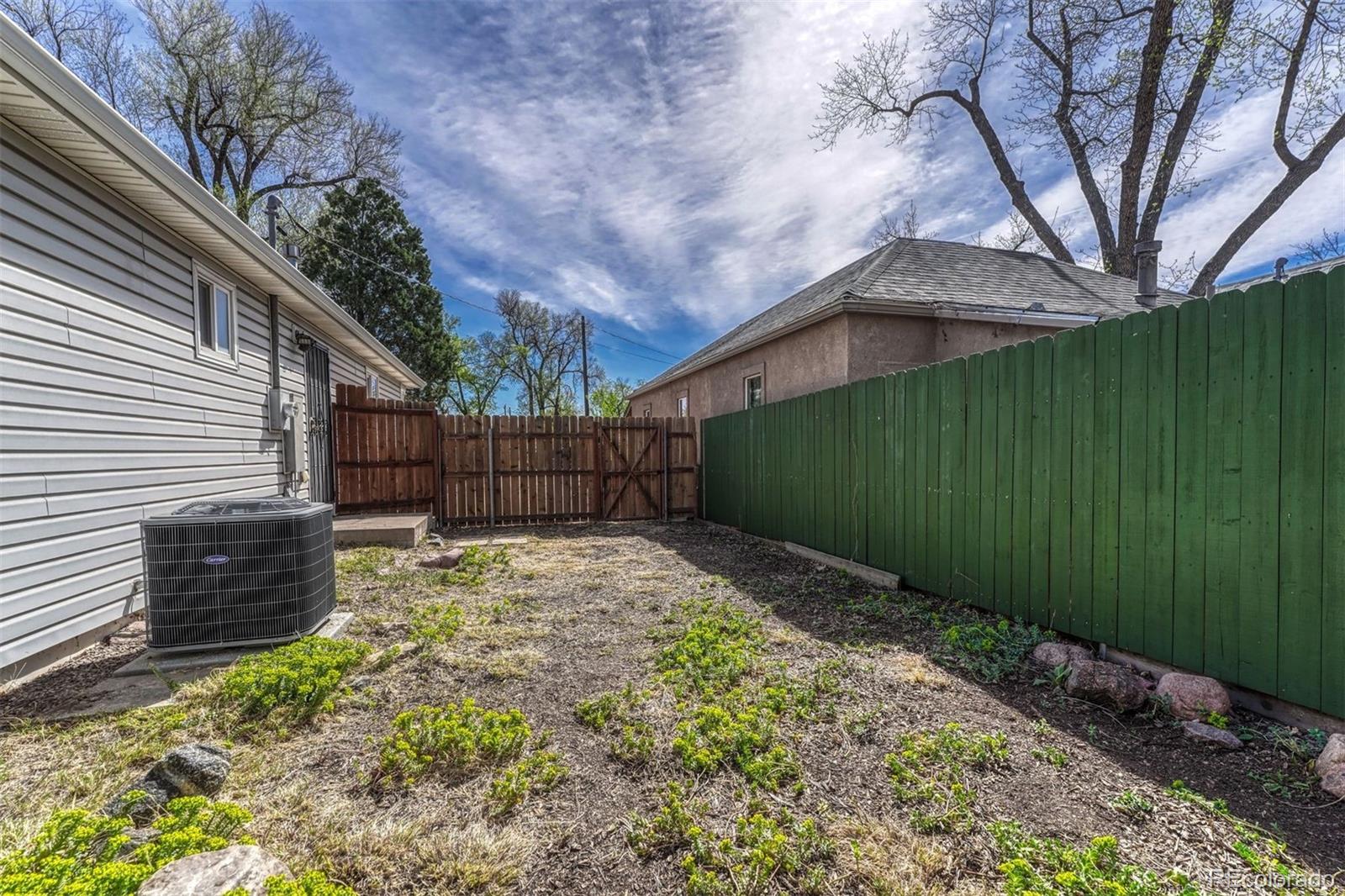 1006 S Sierra Madre Street