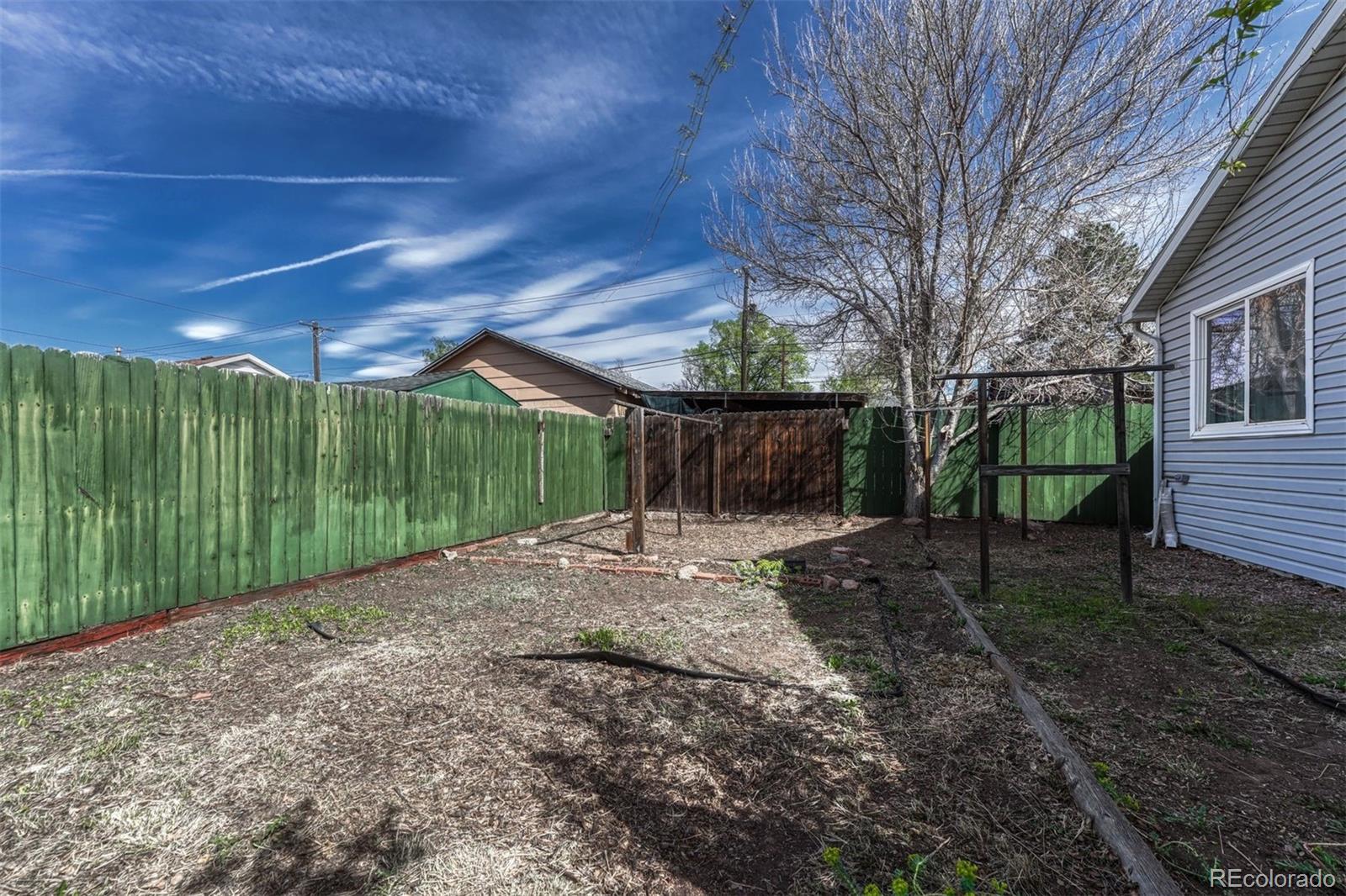 1006 S Sierra Madre Street
