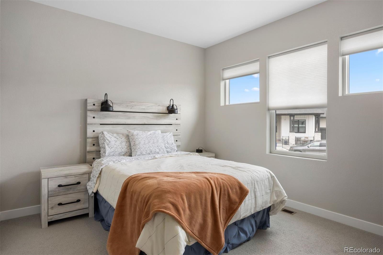 7040 Homeplace Street