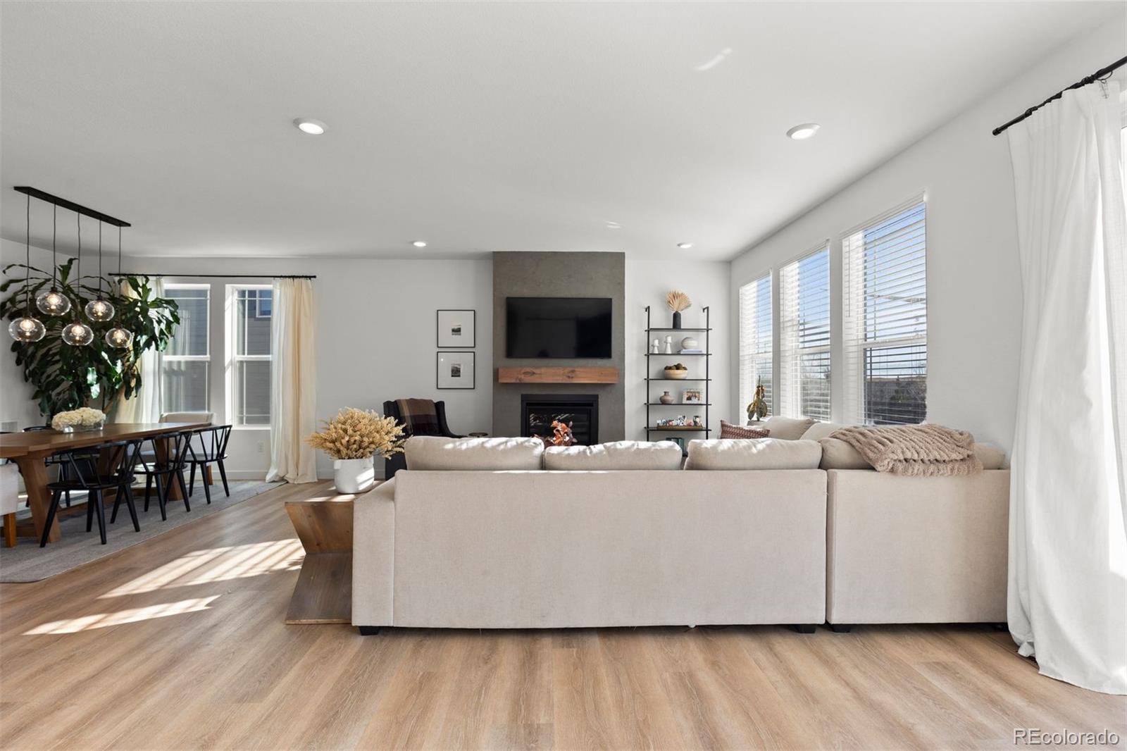 1624 Saddlesmith Place