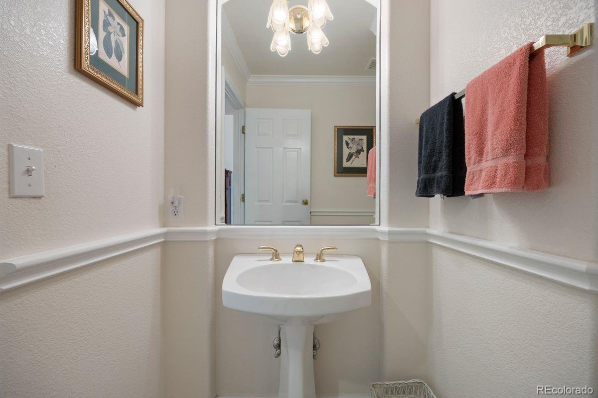 9278 E Aspen Hill Place