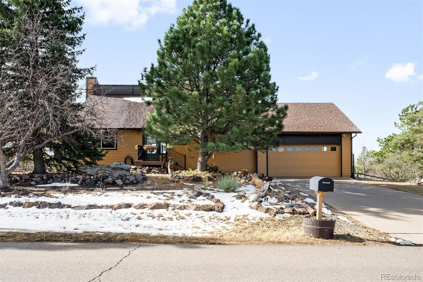 7742 E Windcrest Row