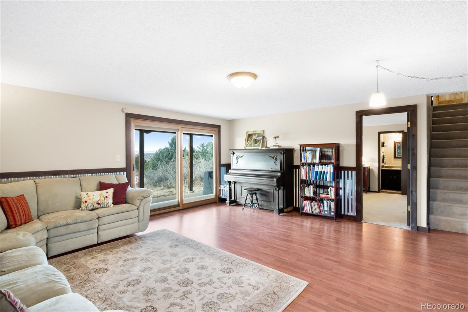 7742 E Windcrest Row