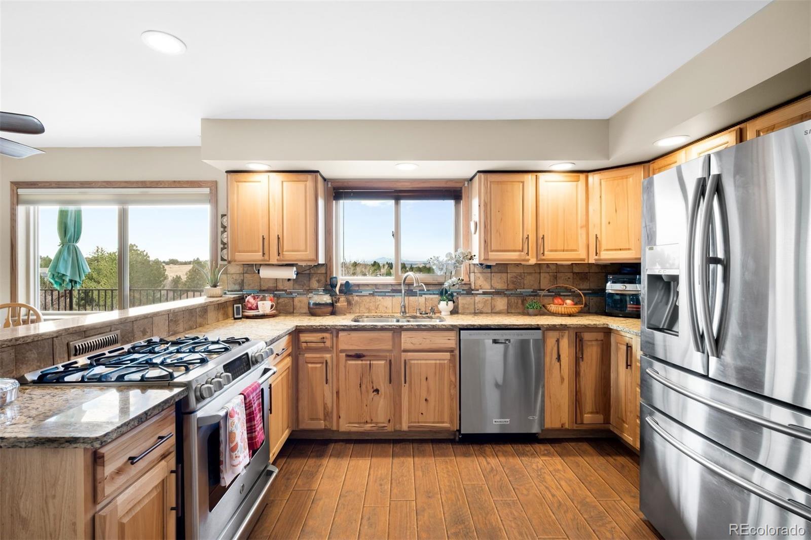 7742 E Windcrest Row