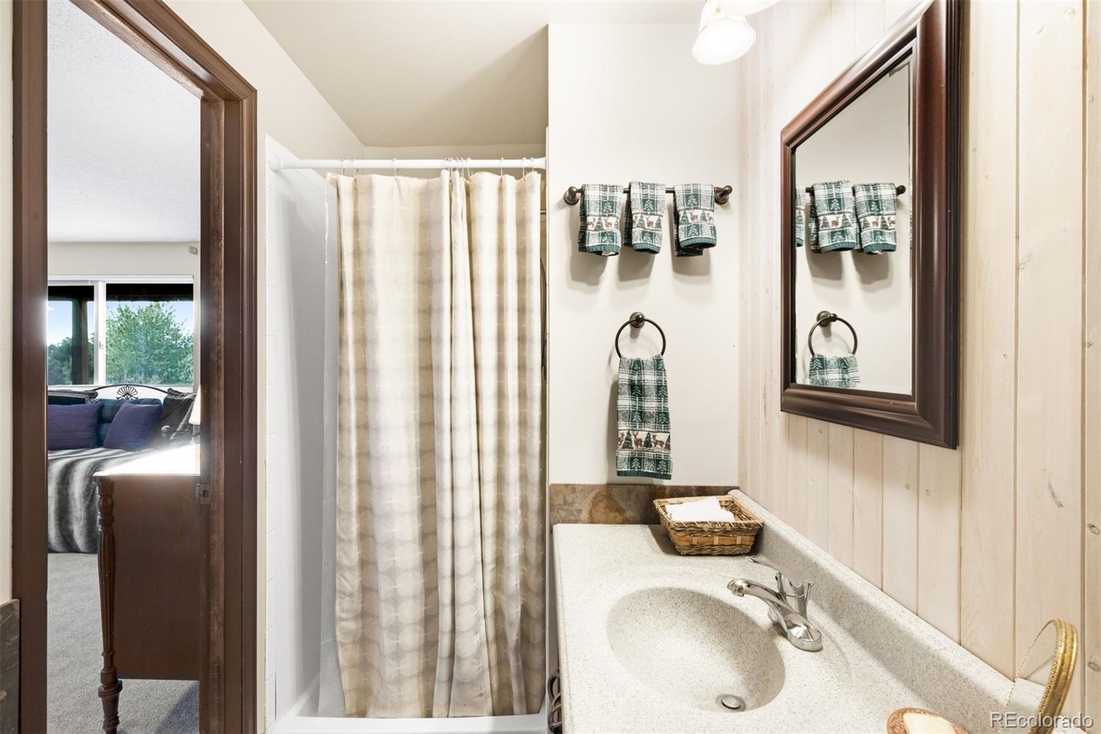 7742 E Windcrest Row