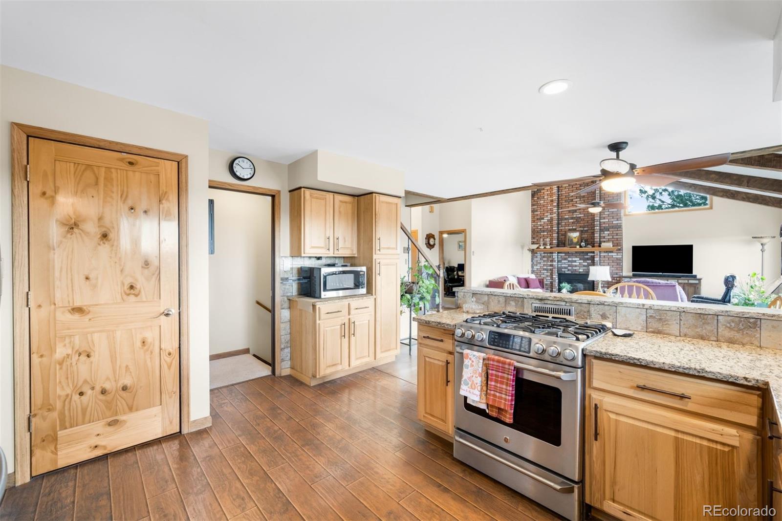 7742 E Windcrest Row