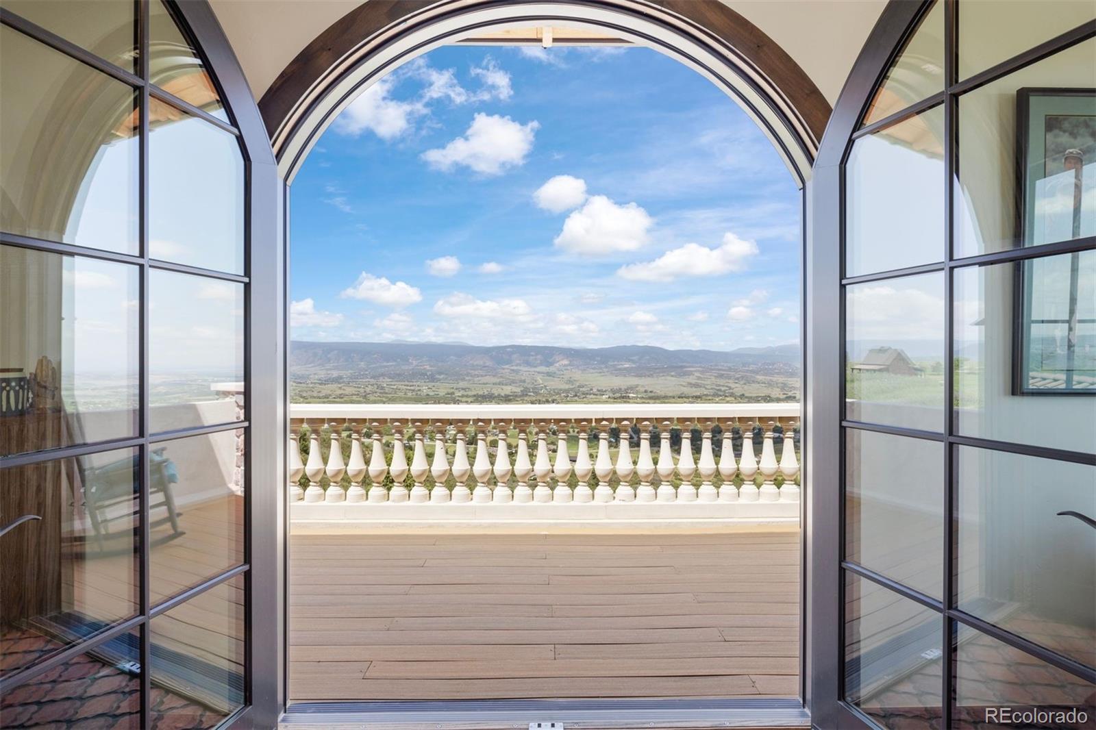 253 Stone Pointe Trail