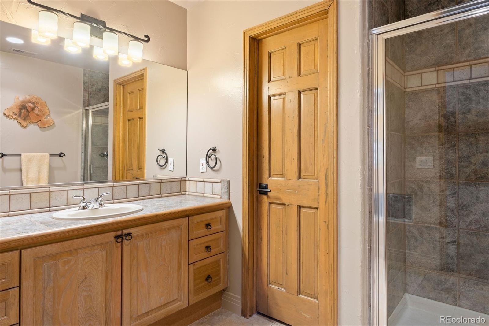 2517 Tournament Drive