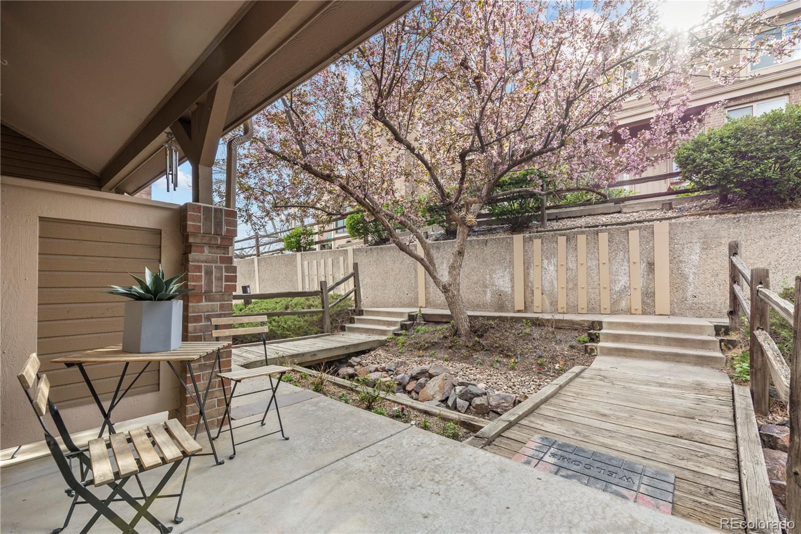 1815 S Deframe Street