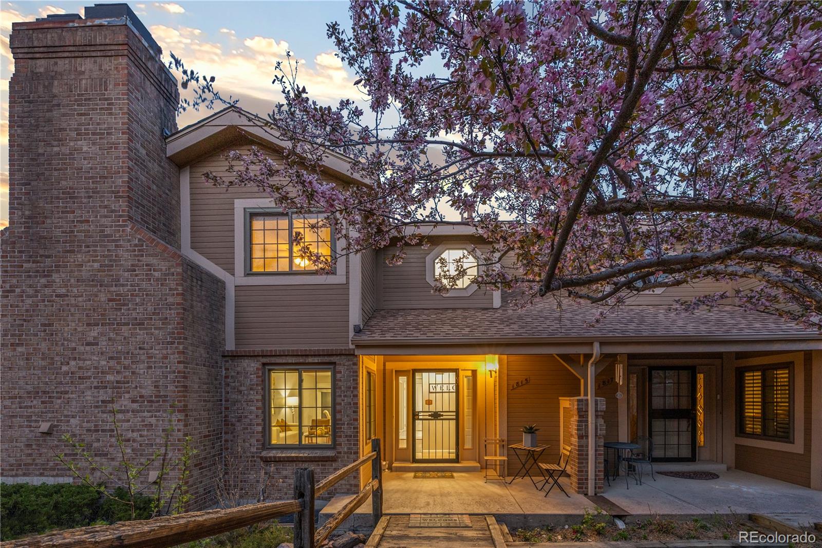 1815 S Deframe Street