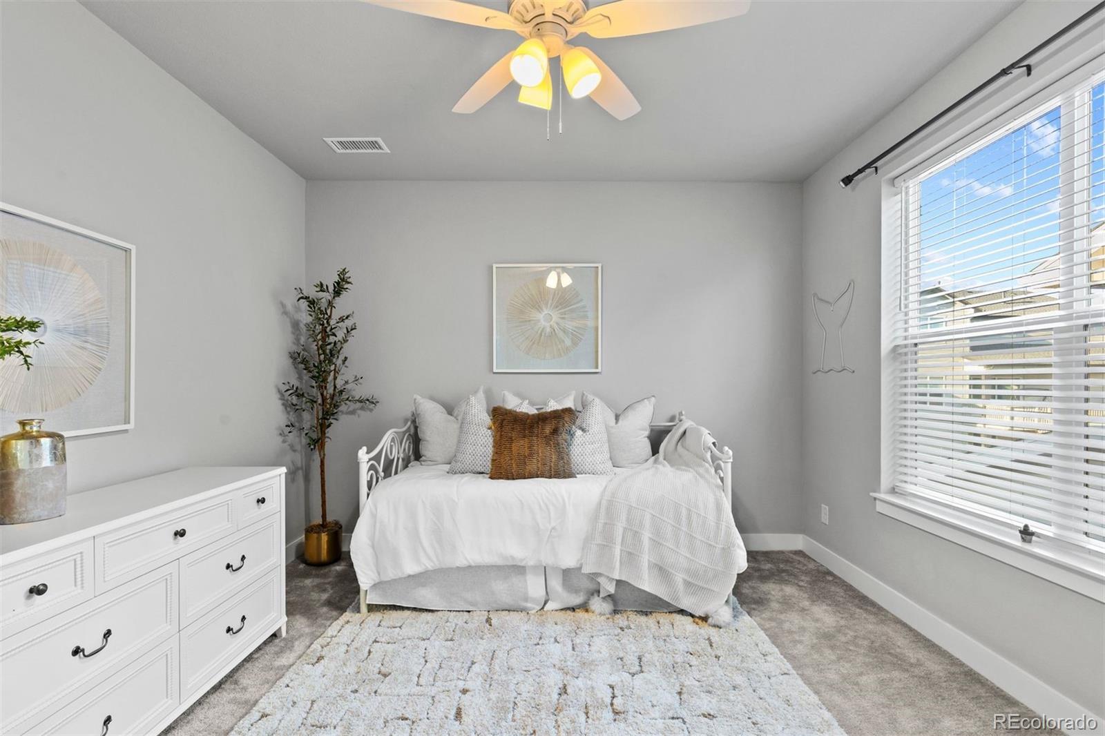 5821 Tesoro Point