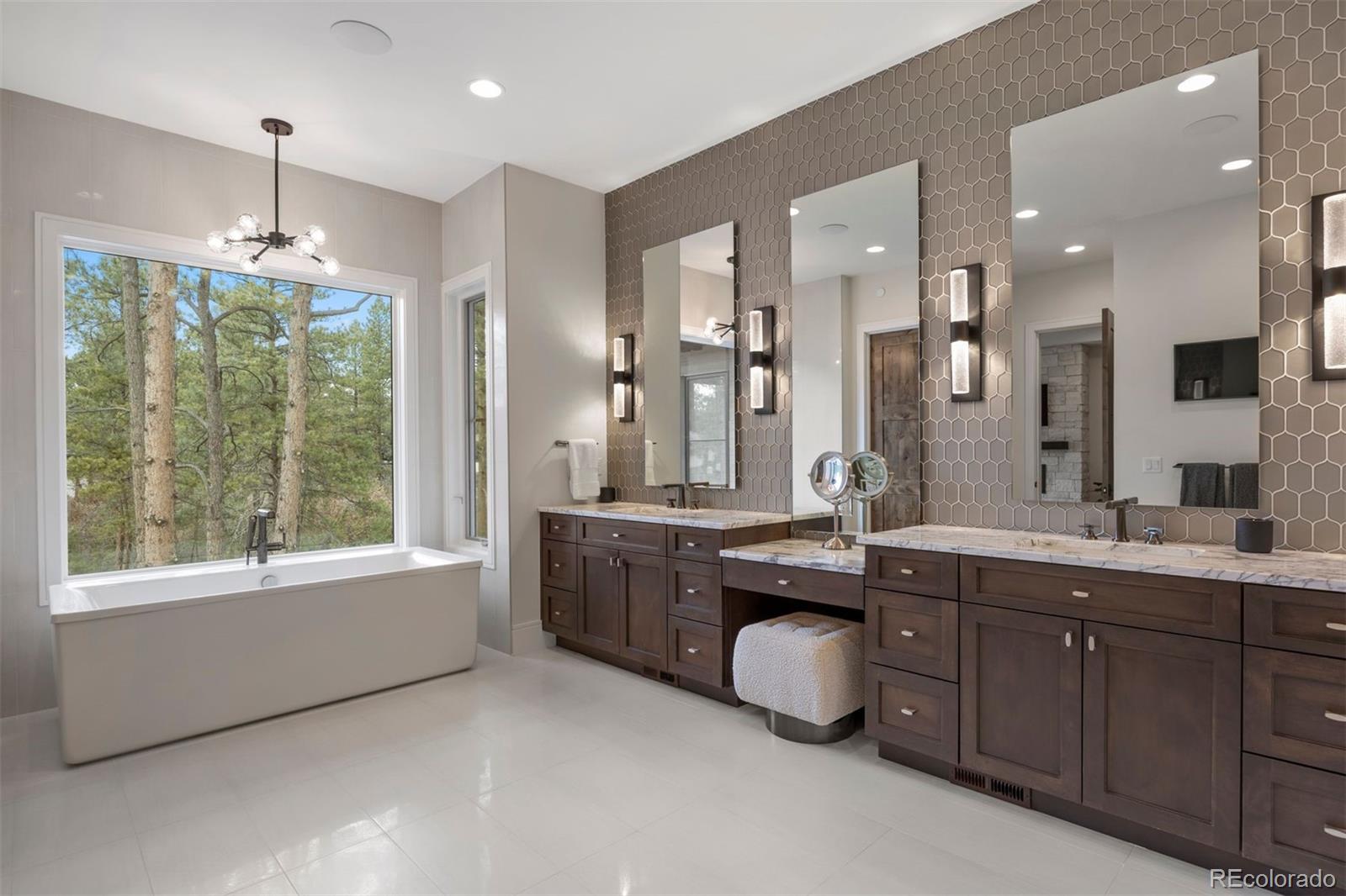 1207 Wildcat Bend Court