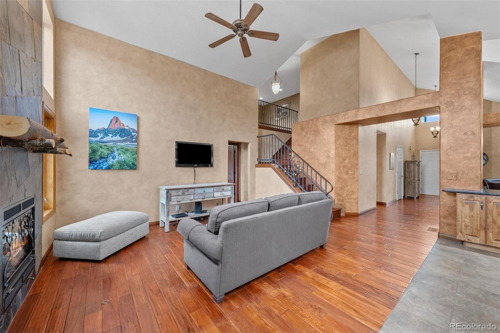 4310 W Old Windmill Way