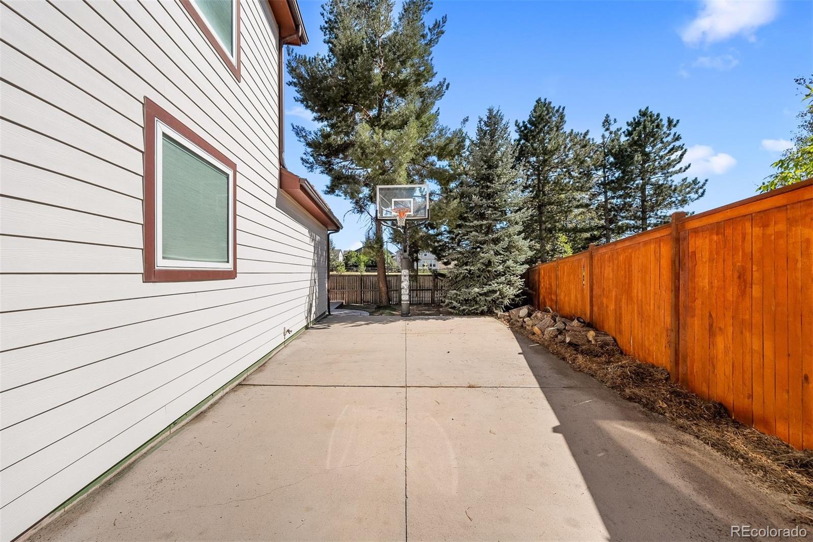 4310 W Old Windmill Way