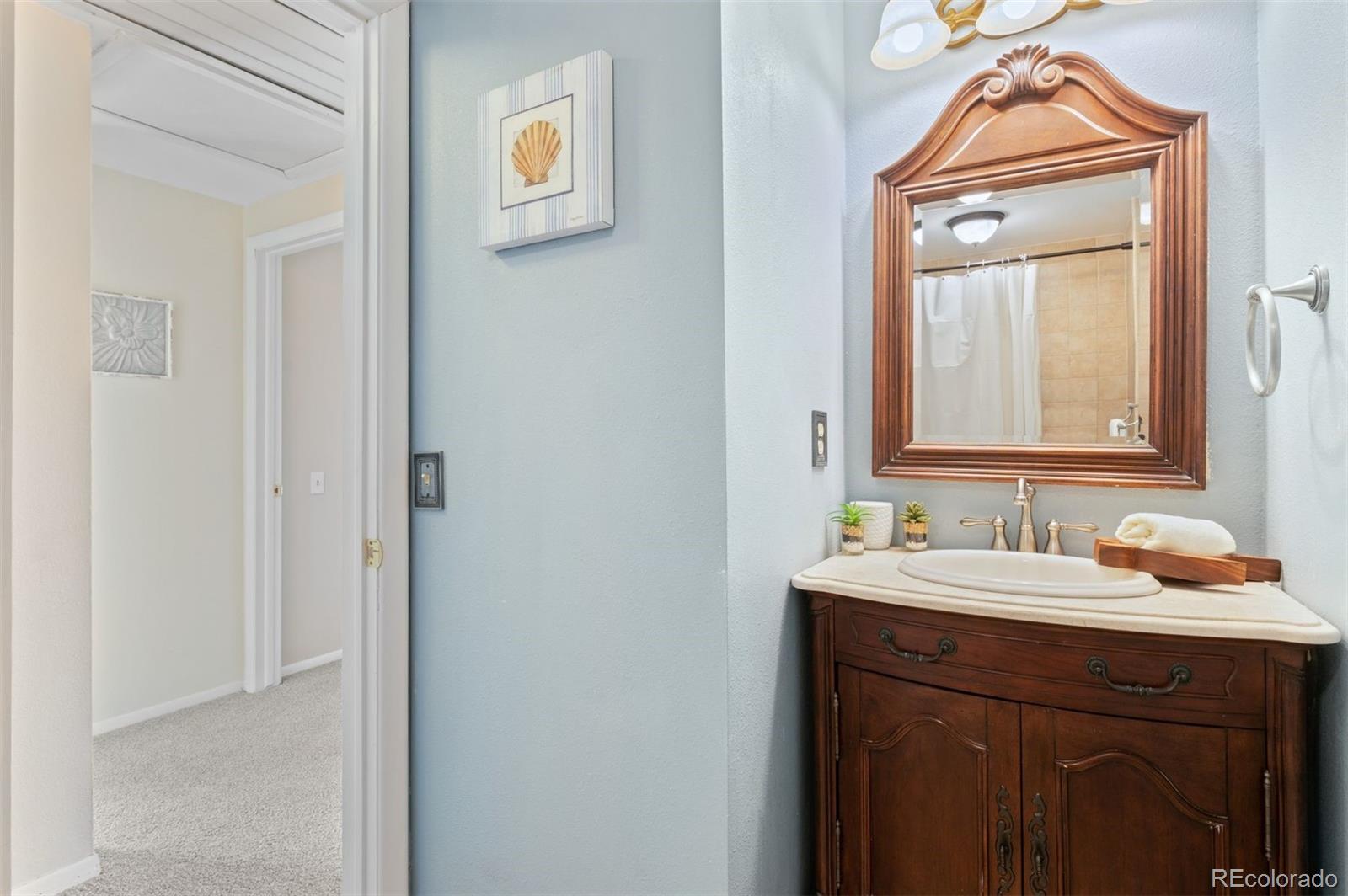 7632 S Rosemary Circle