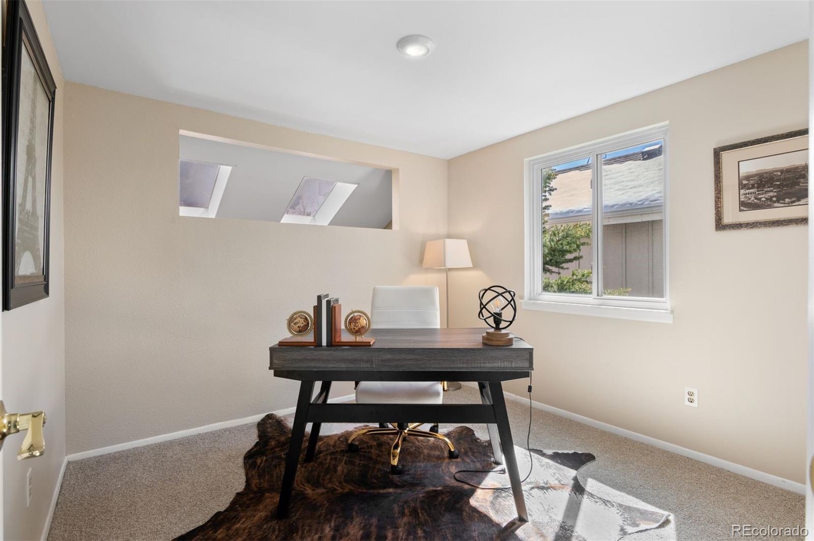 7632 S Rosemary Circle