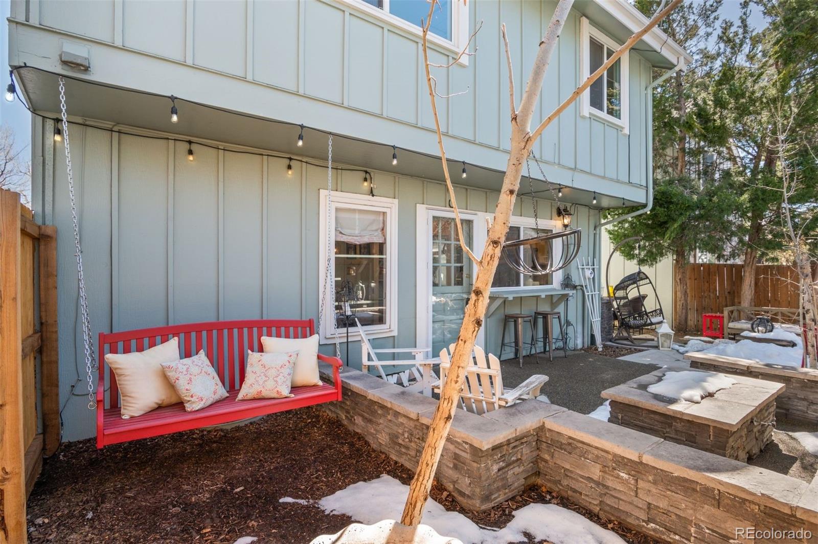 7632 S Rosemary Circle