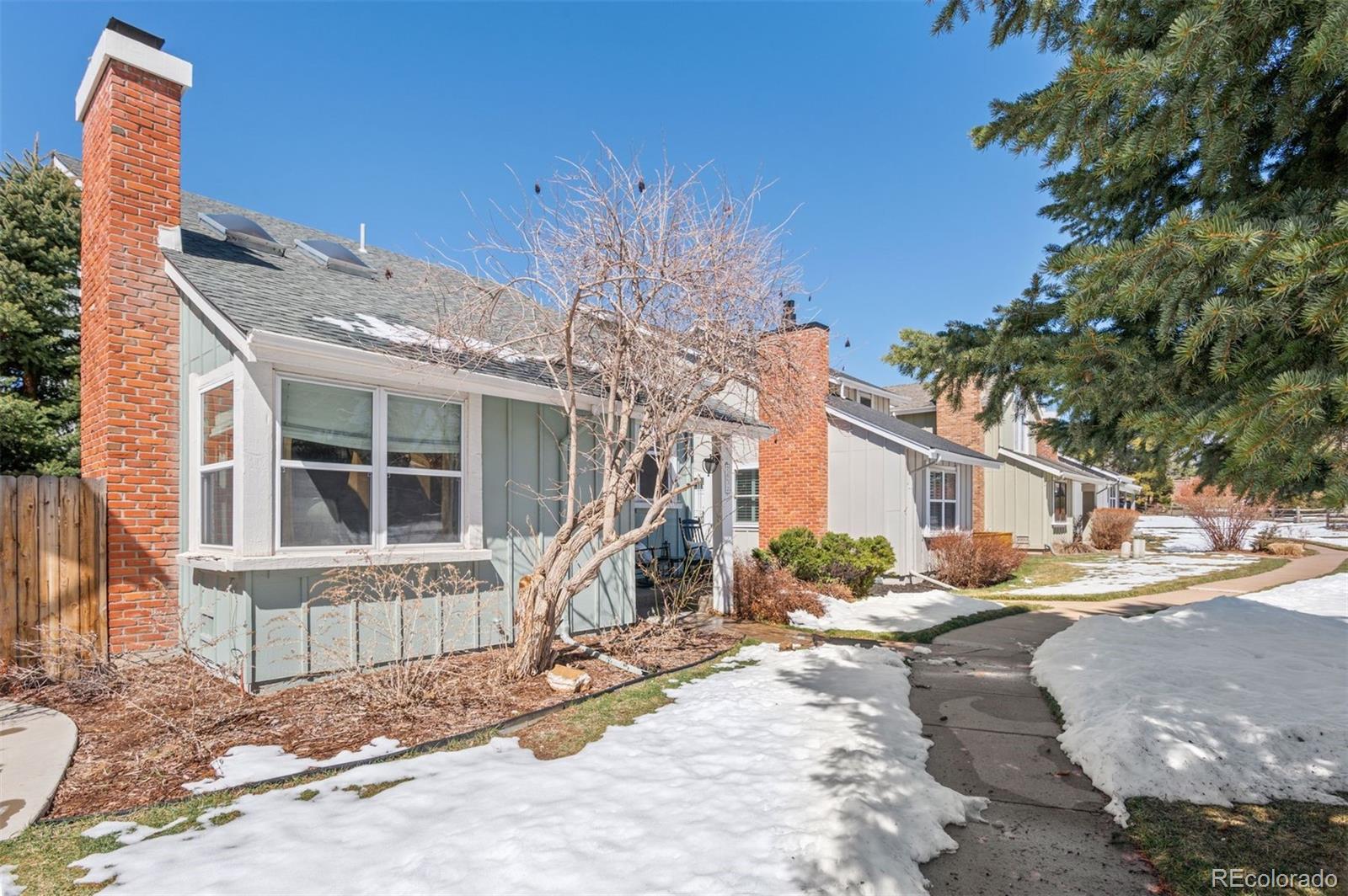 7632 S Rosemary Circle