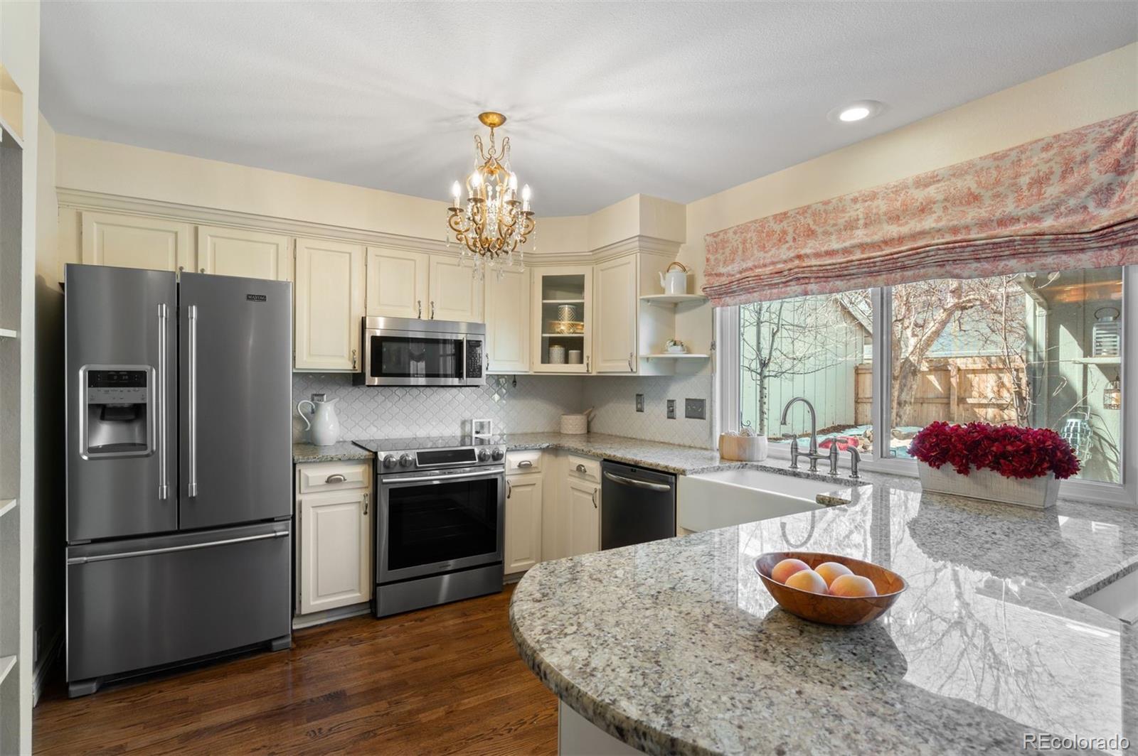 7632 S Rosemary Circle