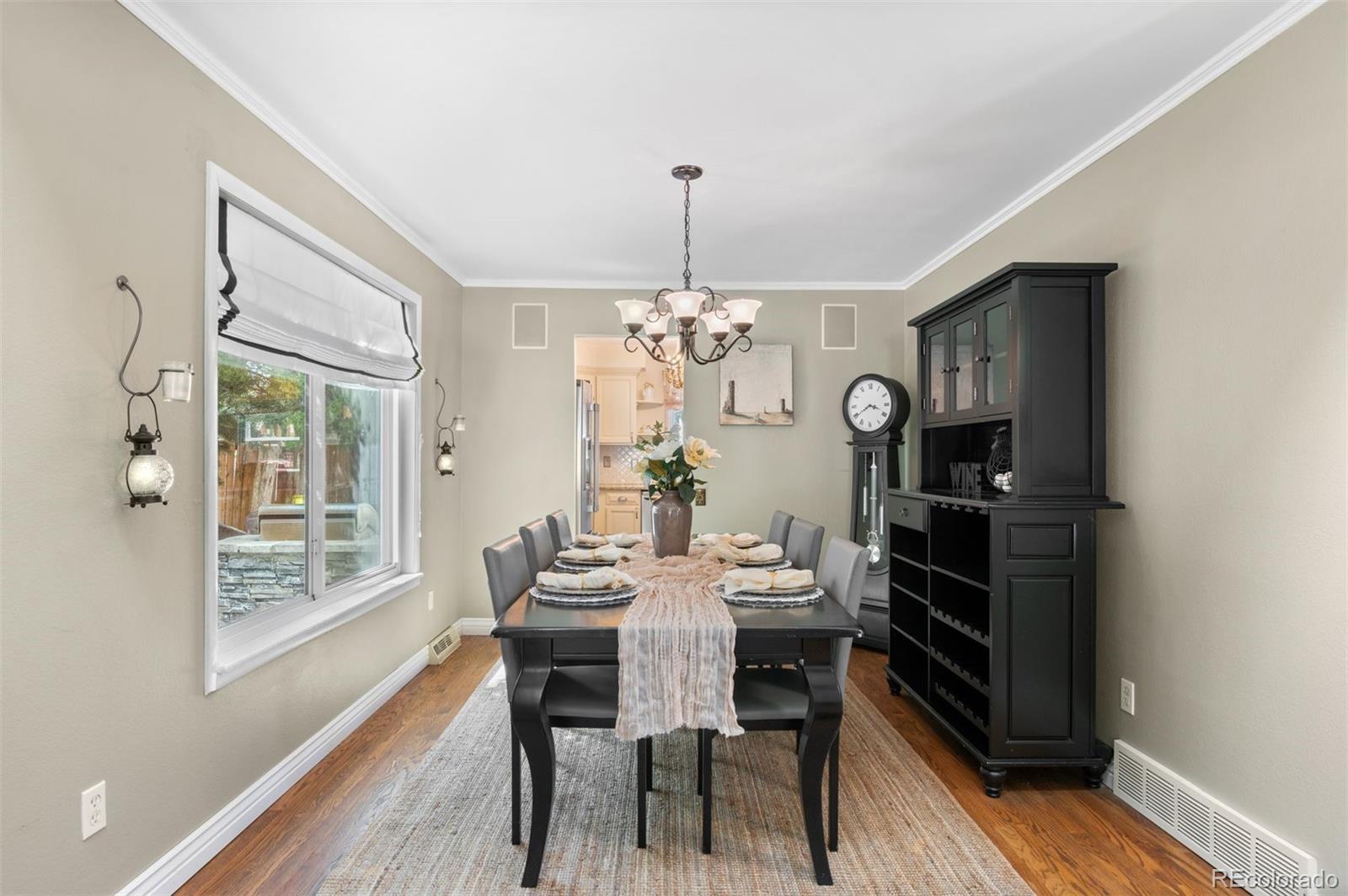 7632 S Rosemary Circle