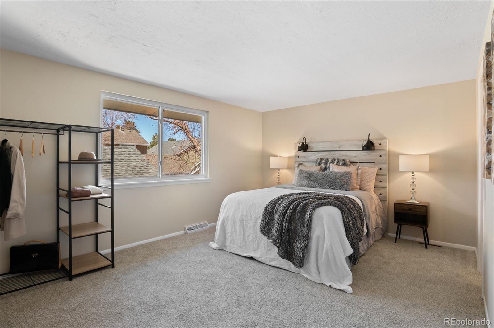 7632 S Rosemary Circle