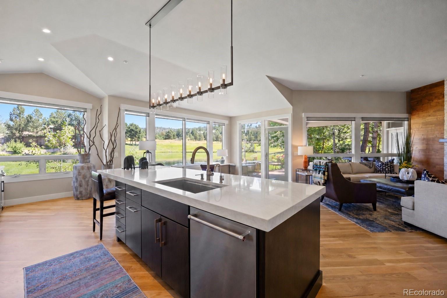 3209 Country Club Parkway