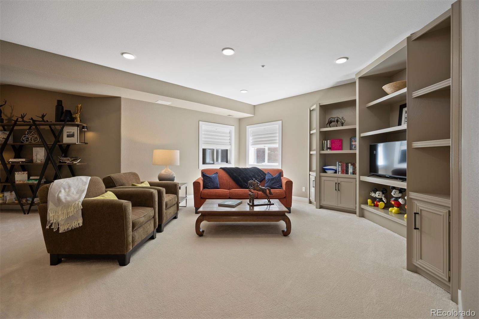 3209 Country Club Parkway