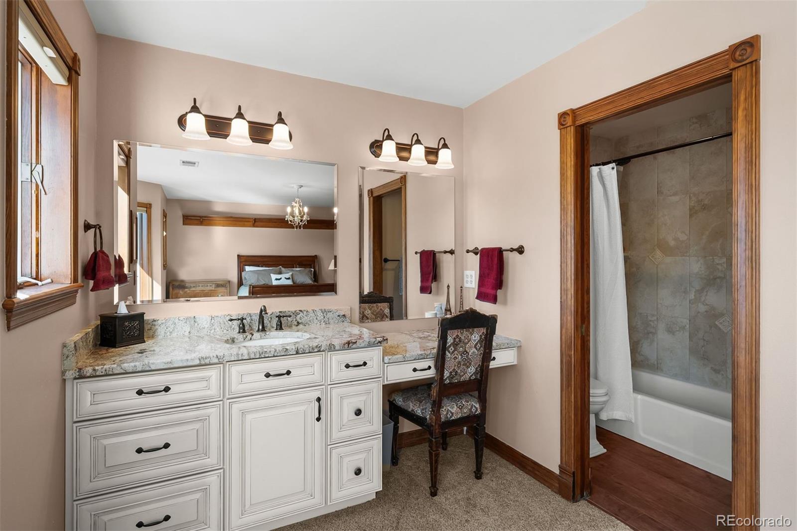 8245 N Sunburst Trail