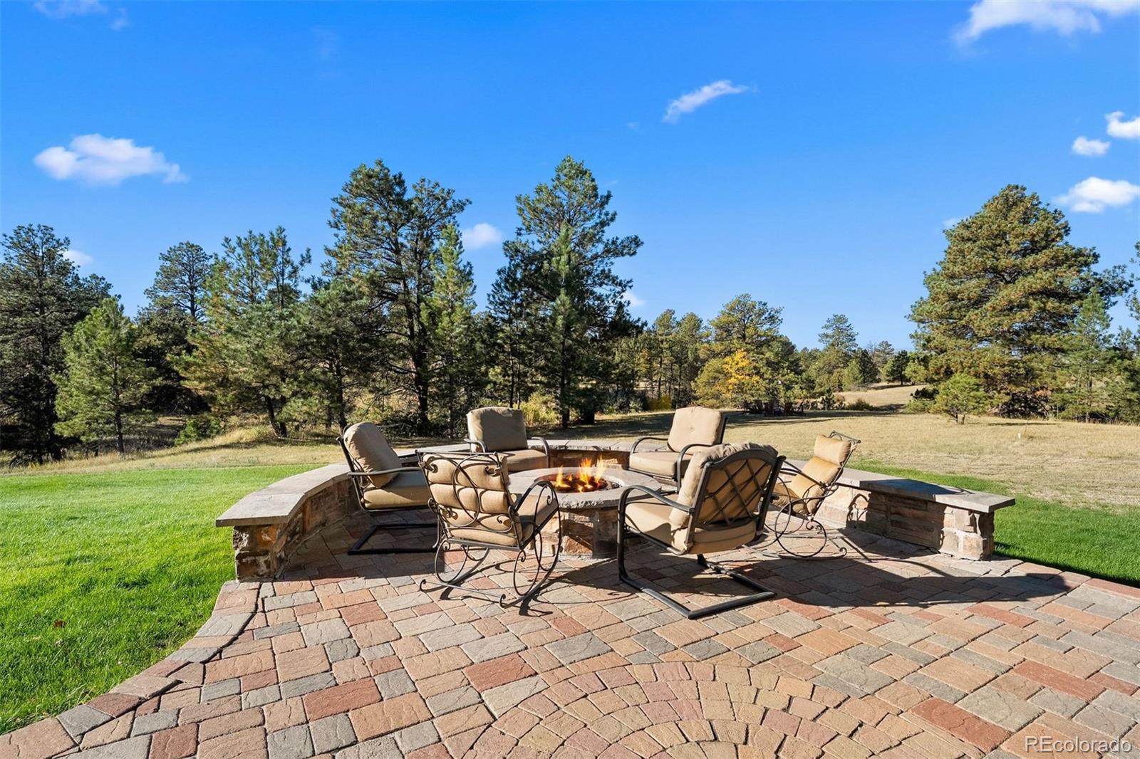 8245 N Sunburst Trail