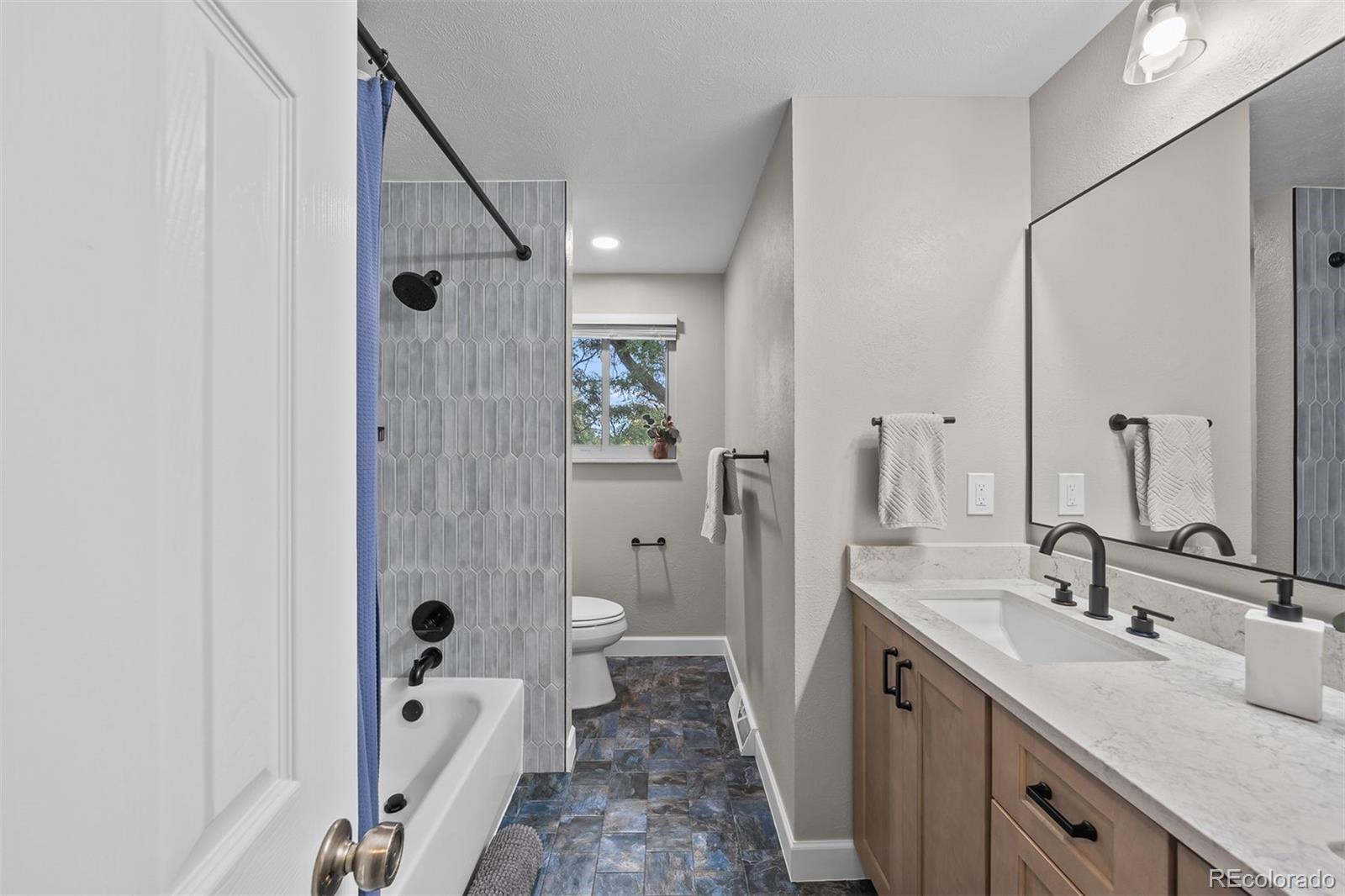 6117 S Locust Street