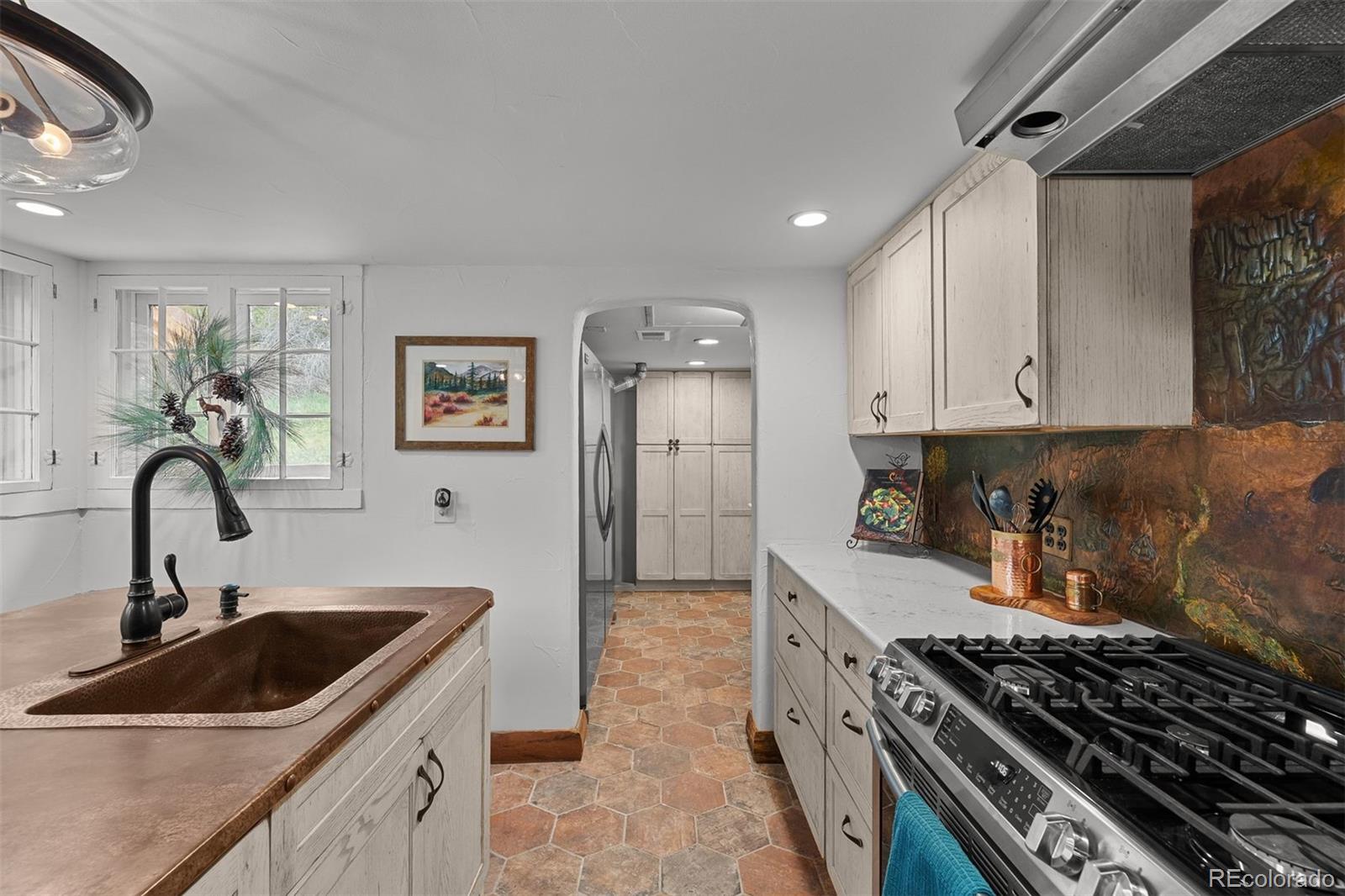 245 N County Highway 67