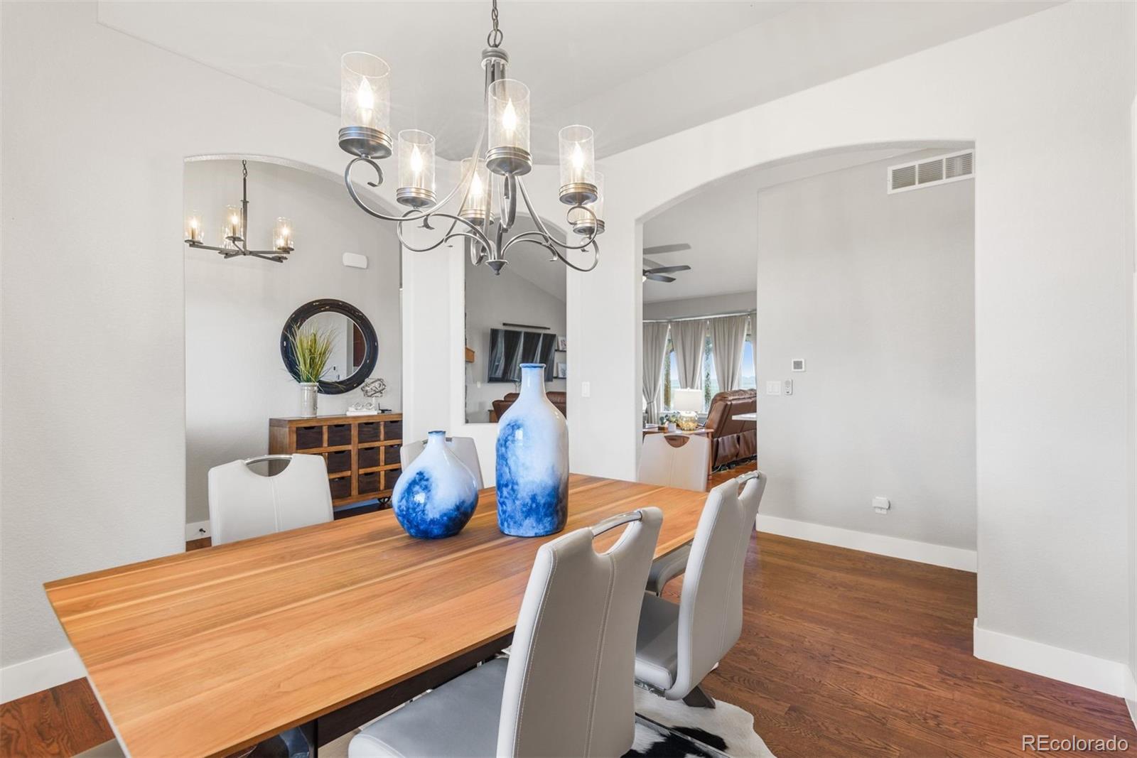 50112 E Maplewood Place