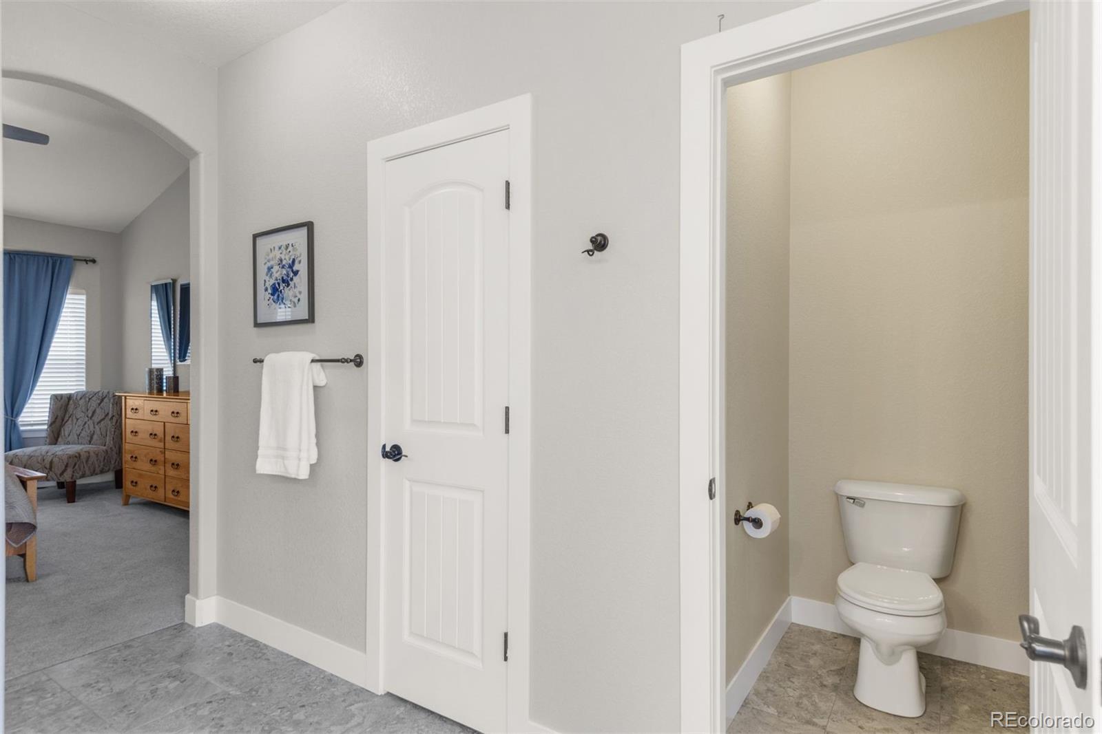 50112 E Maplewood Place