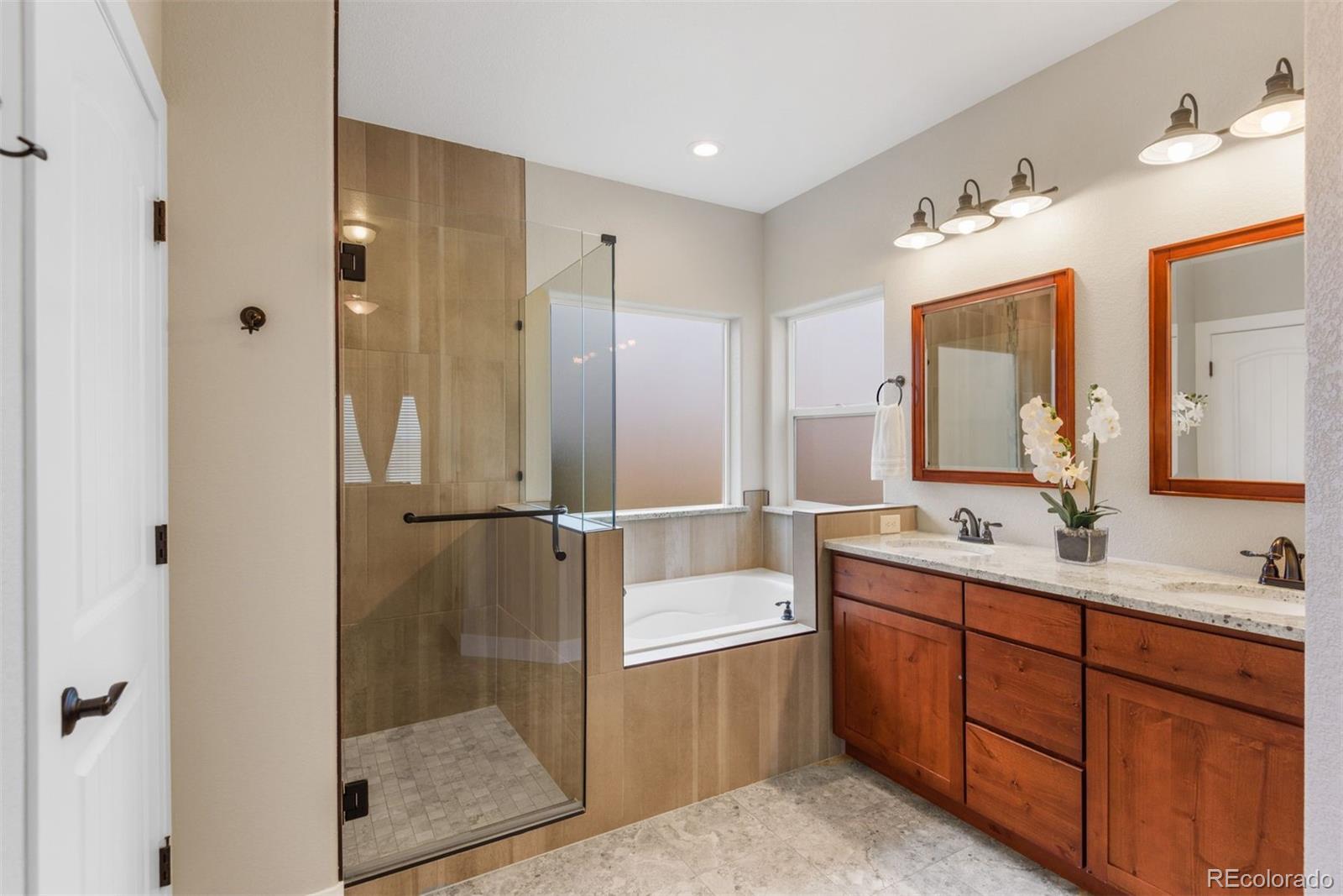 50112 E Maplewood Place