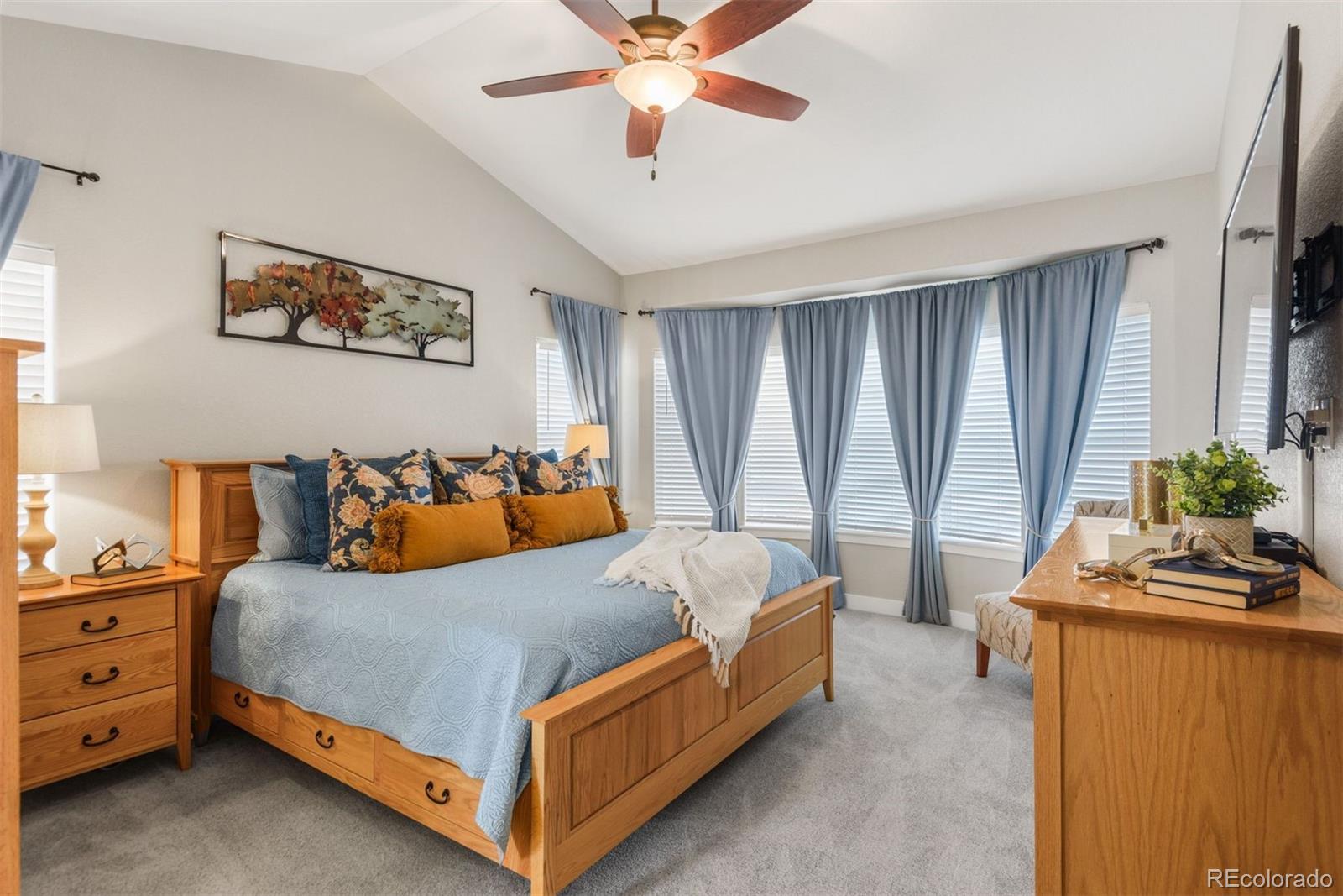 50112 E Maplewood Place