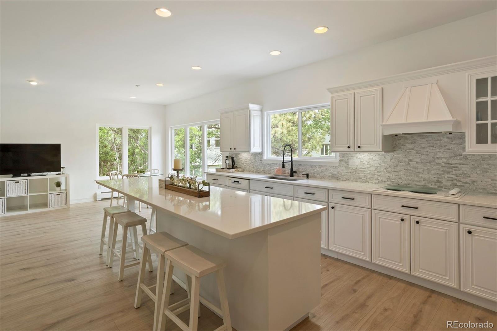 719 Lost Trail Drive