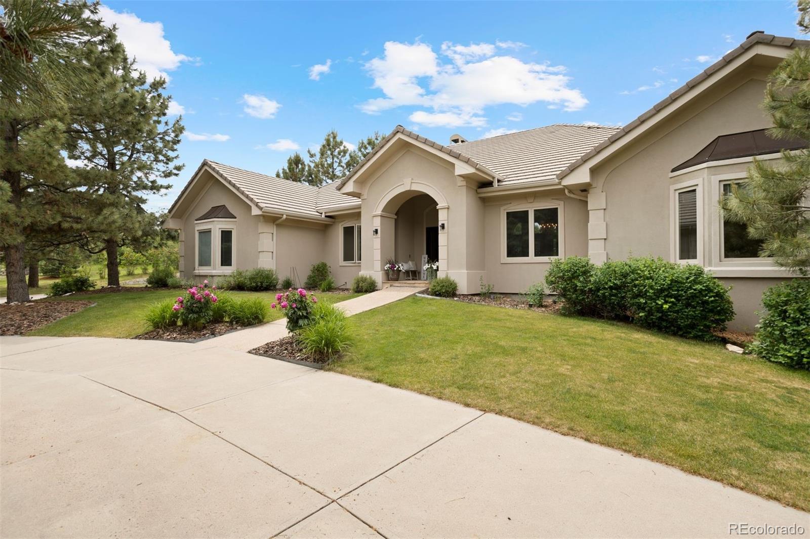 719 Lost Trail Drive