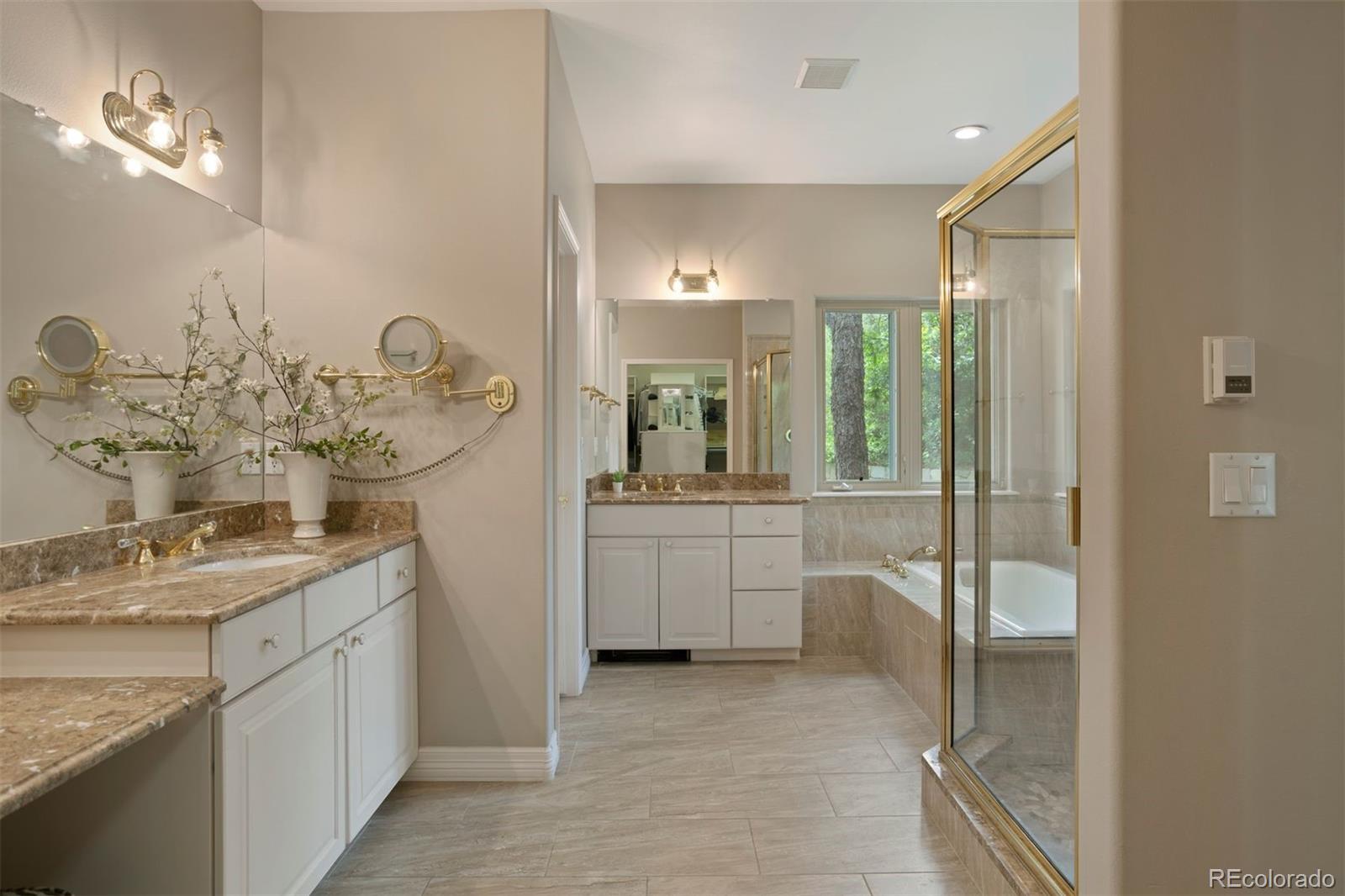 719 Lost Trail Drive