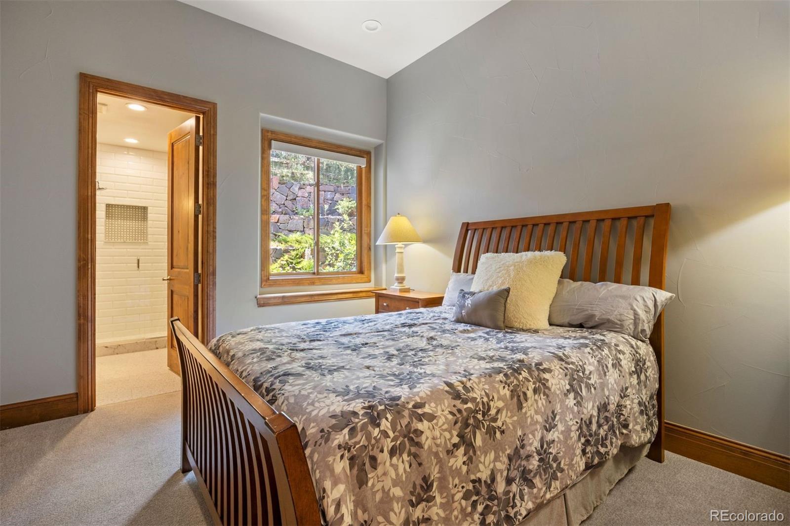 1048 Vintage Place