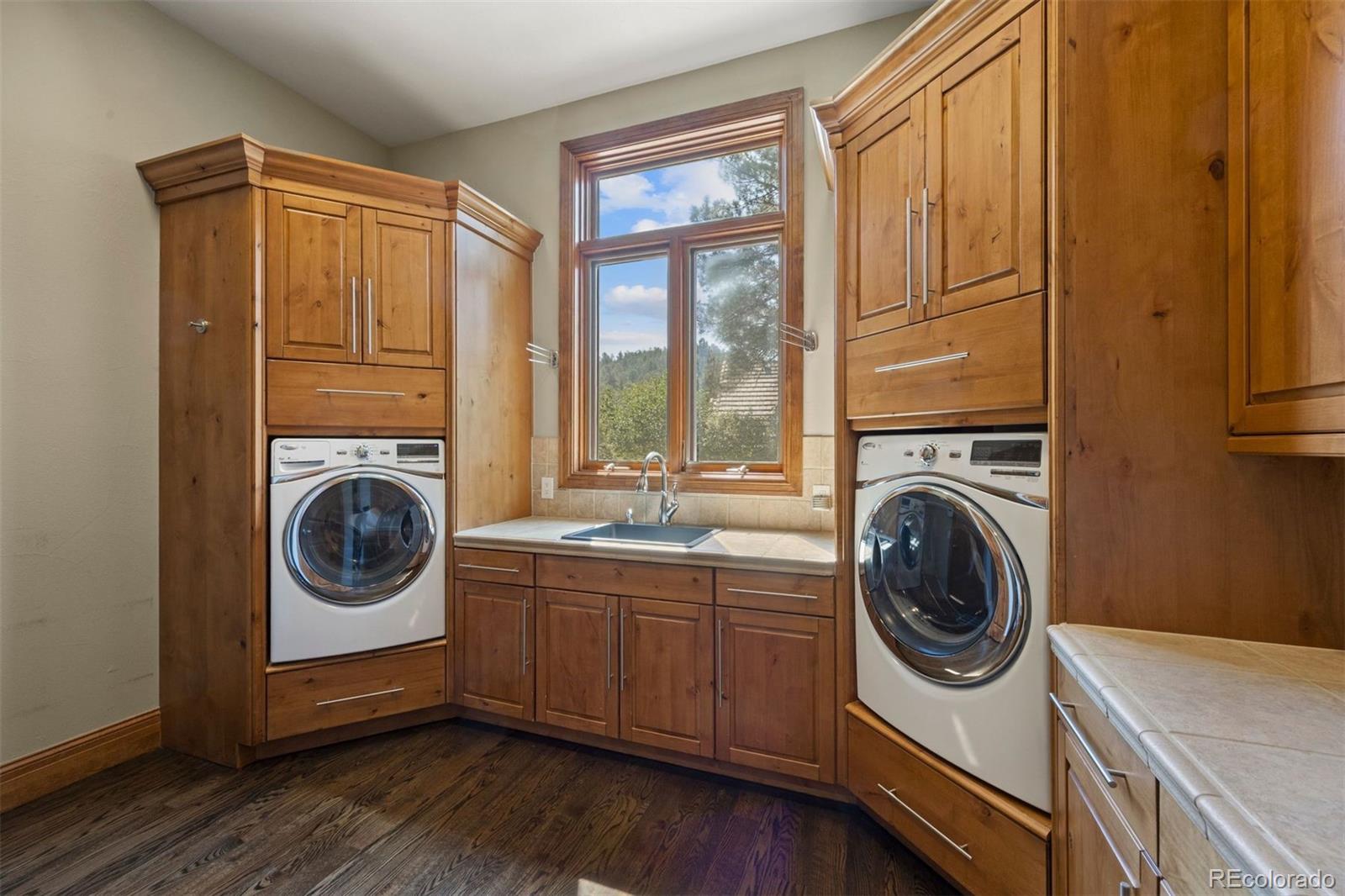 1048 Vintage Place