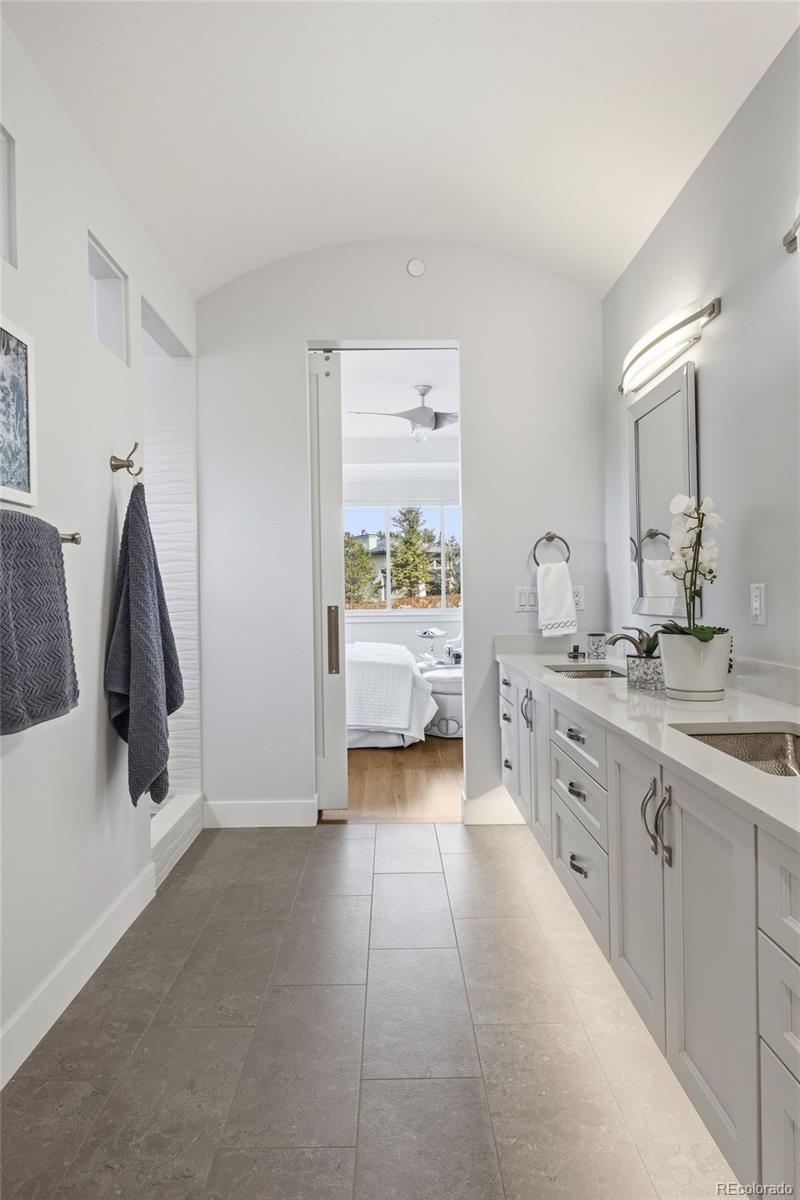 2164 Avenida Del Sol