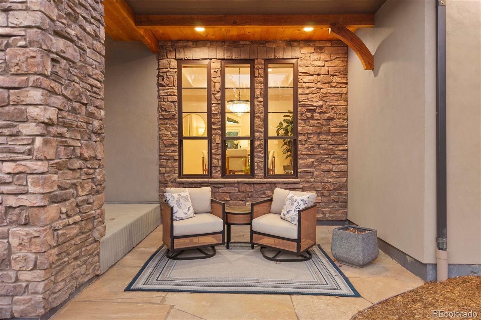 2164 Avenida Del Sol
