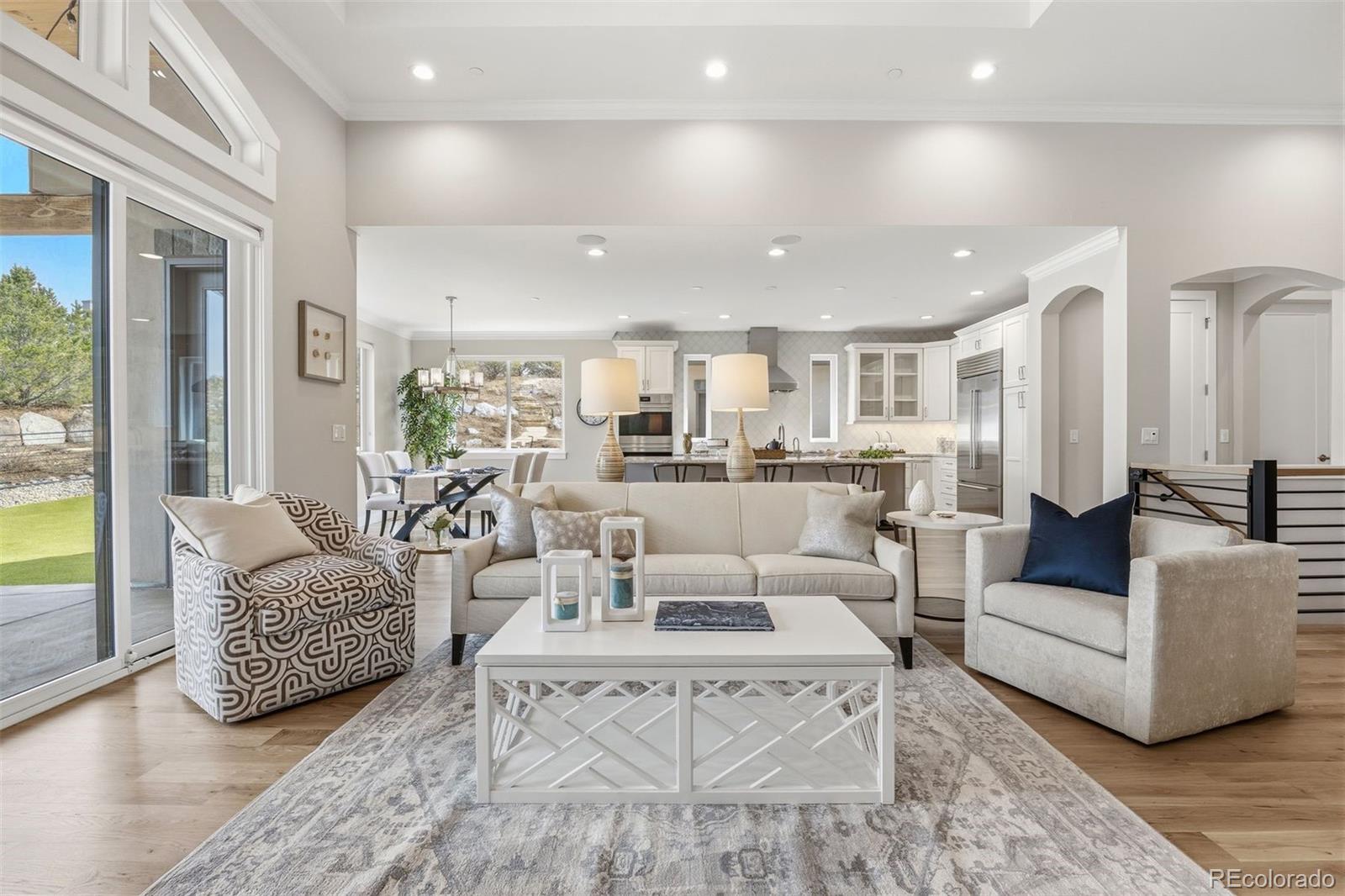 2164 Avenida Del Sol